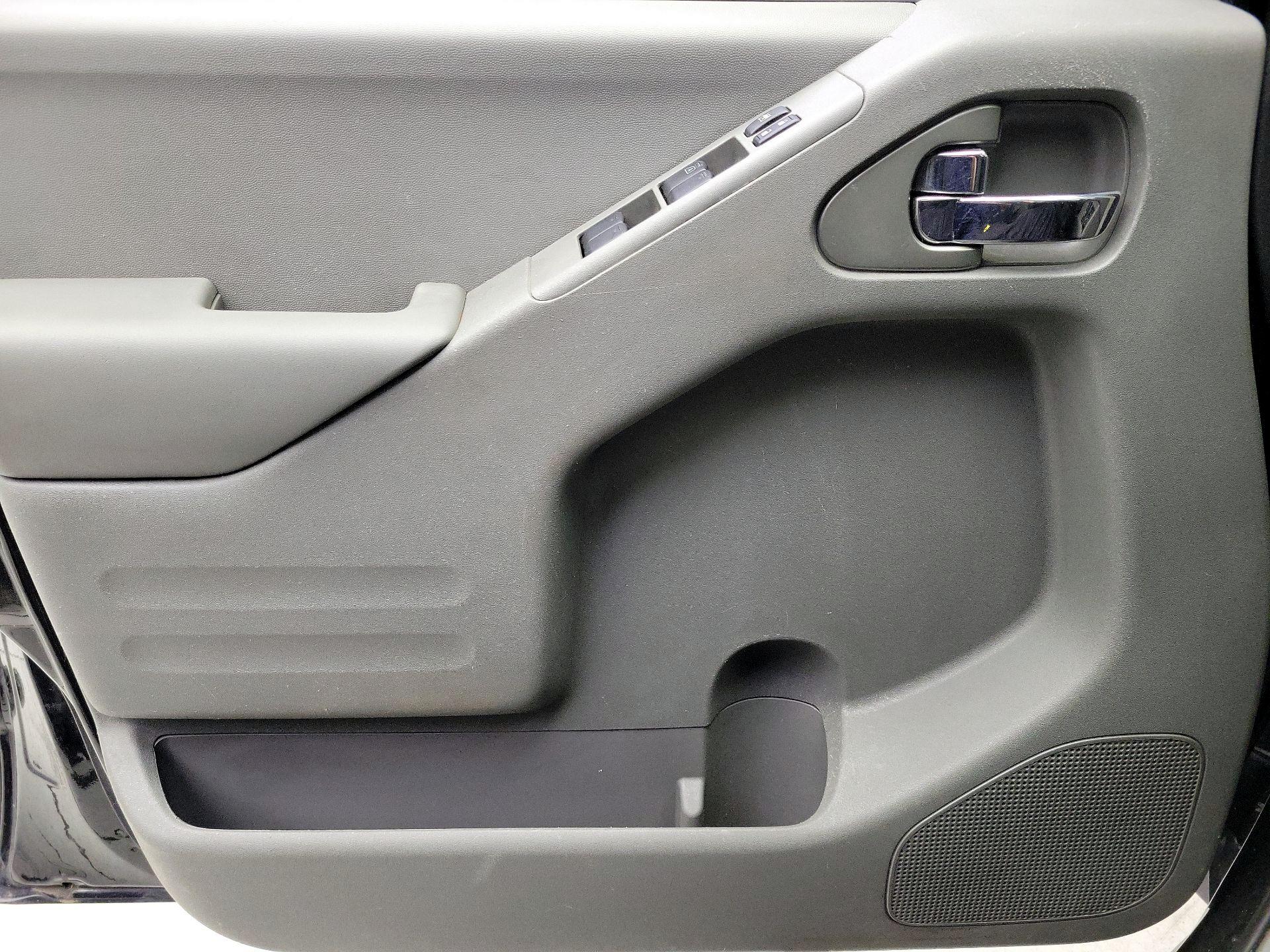 Thumbnail: 2020 Nissan Frontier - 12