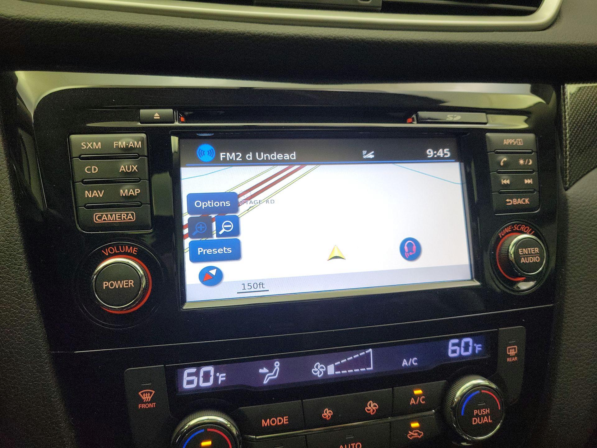 Thumbnail: 2016 Nissan Rogue - 14