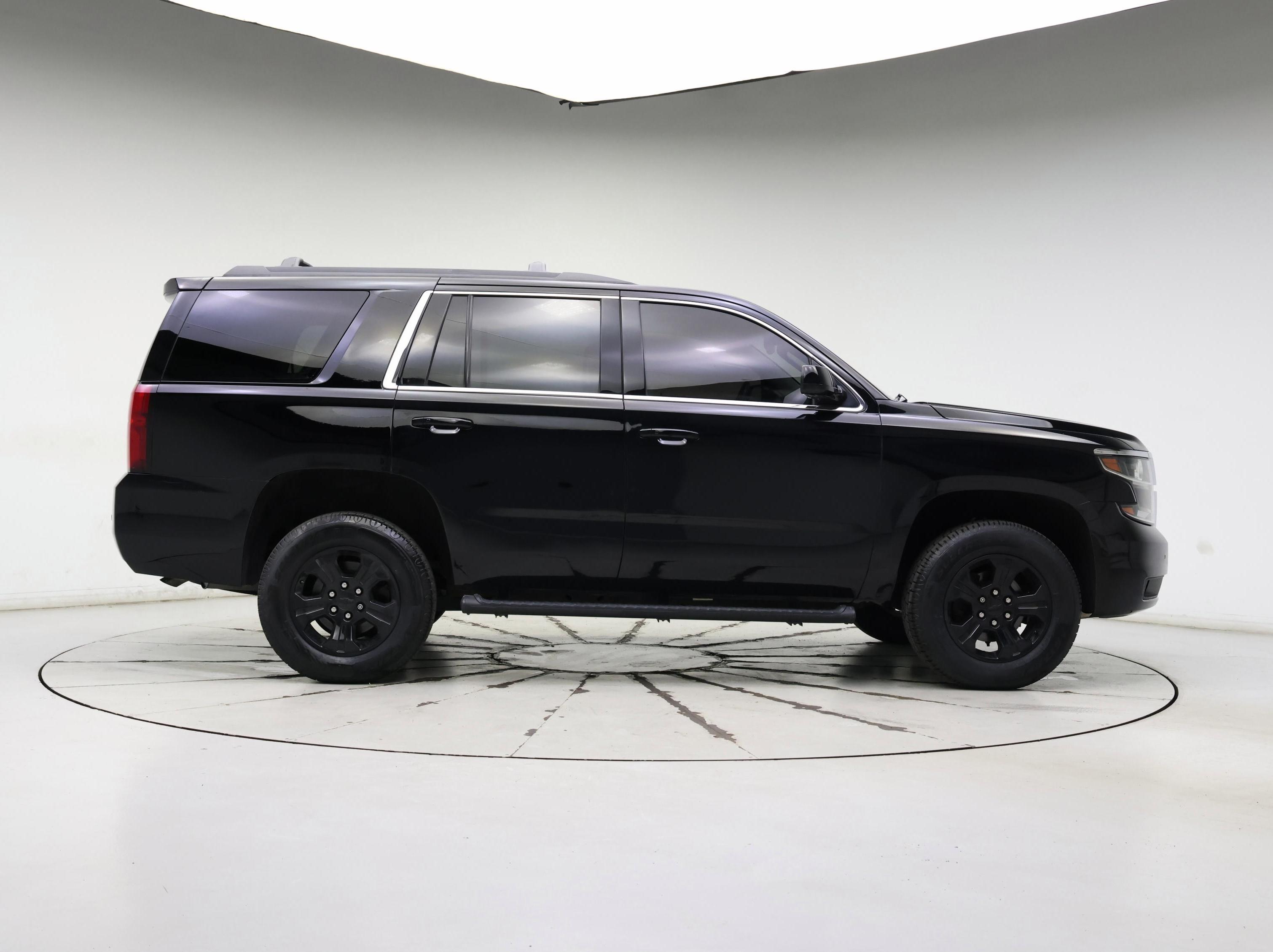 Thumbnail: 2018 Chevrolet Tahoe - 7