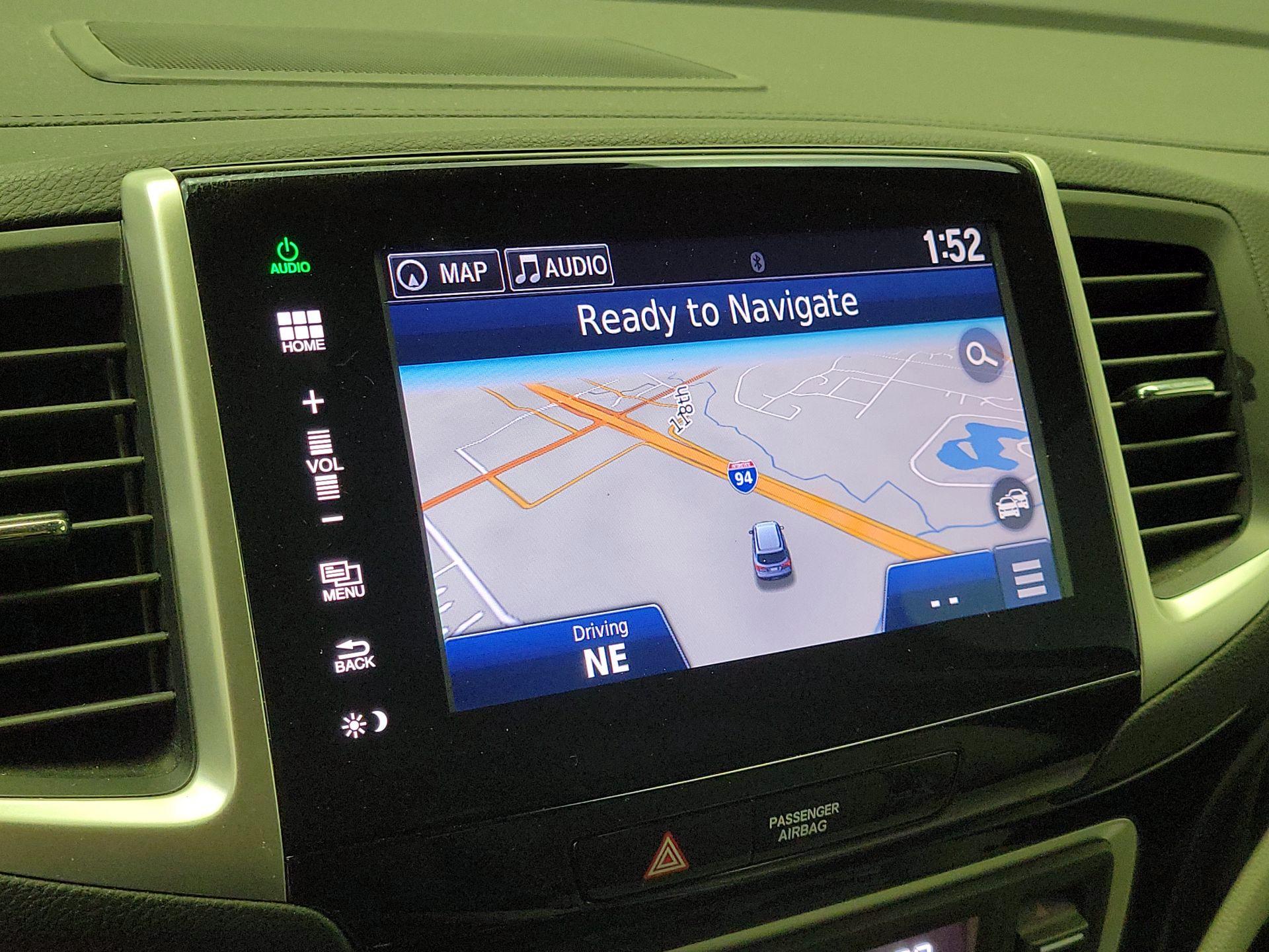 Thumbnail: 2016 Honda Pilot - 14