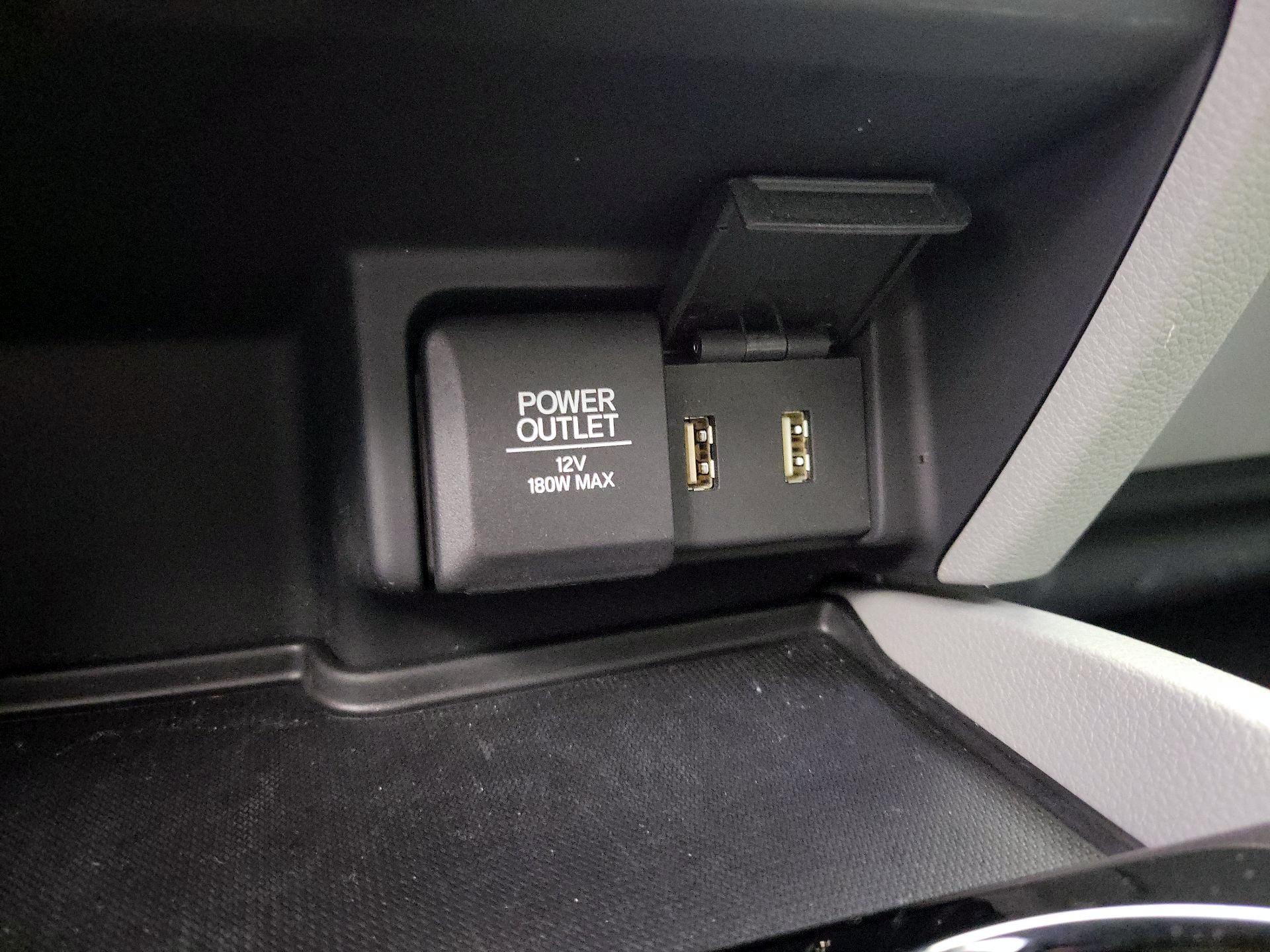 Thumbnail: 2016 Honda Pilot - 19