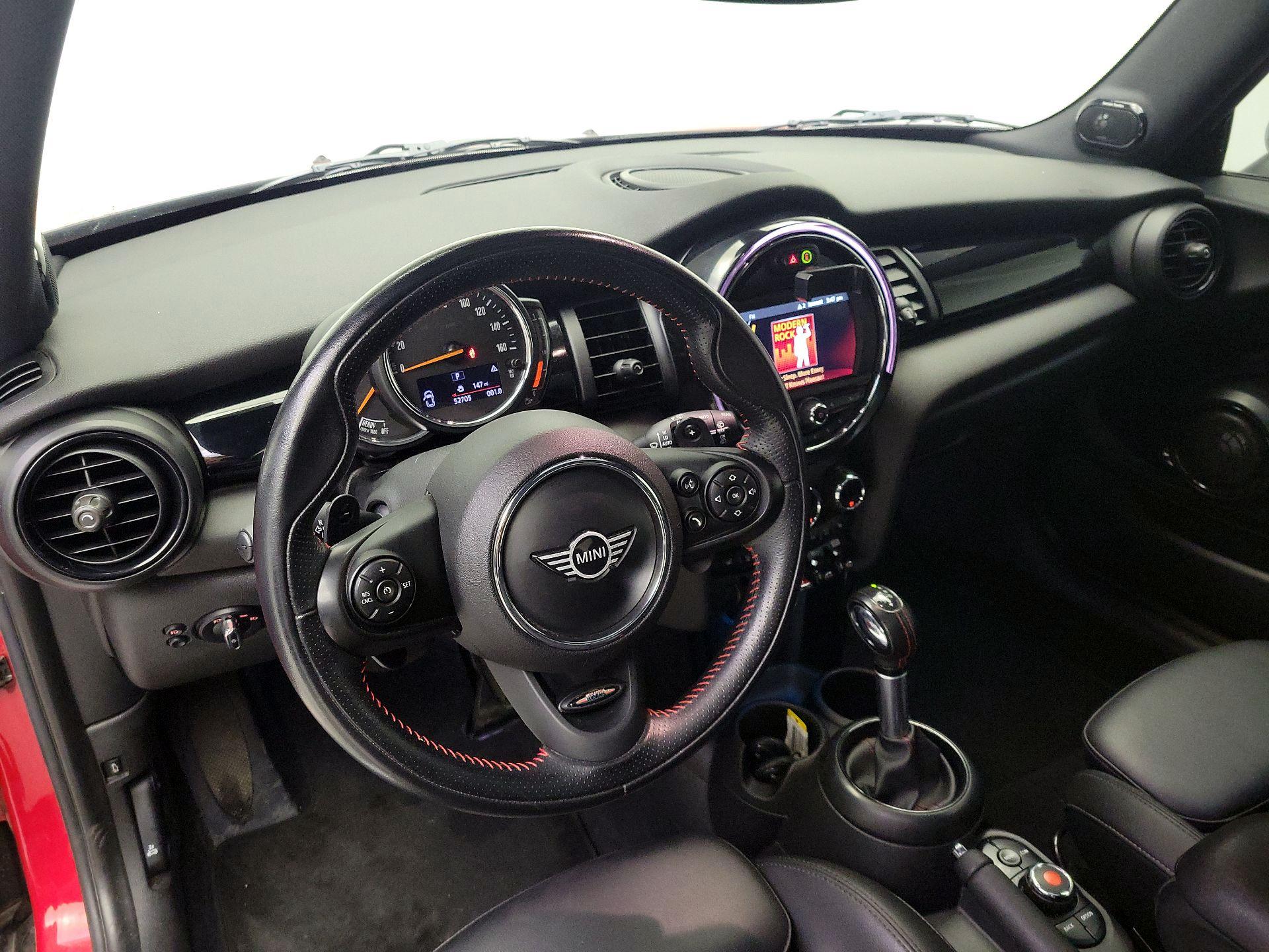 Thumbnail: 2019 MINI Cooper Hardtop - 9