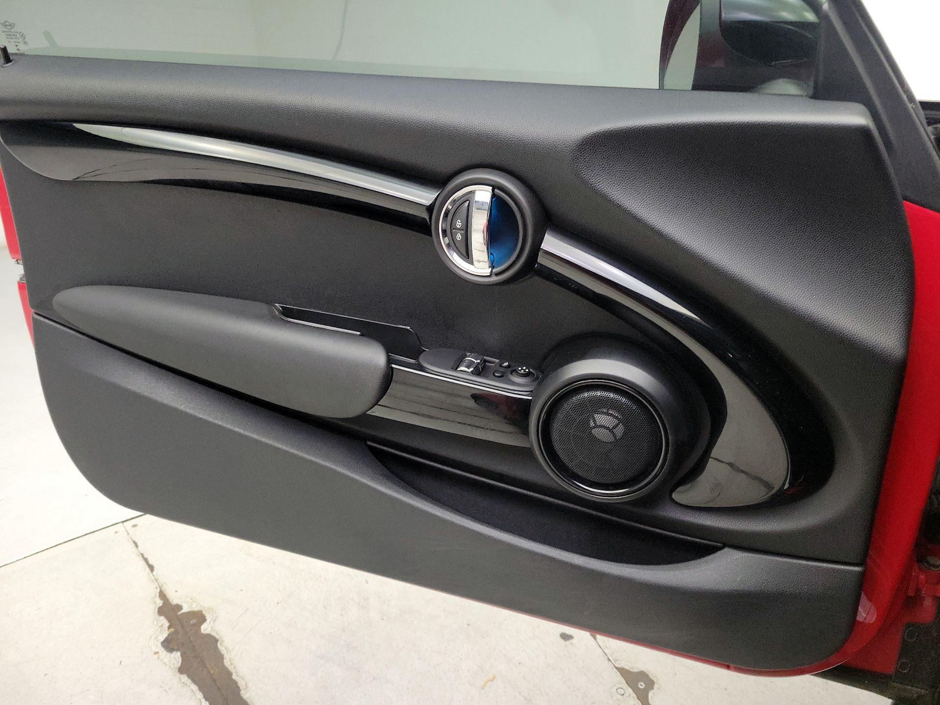 Thumbnail: 2019 MINI Cooper Hardtop - 12