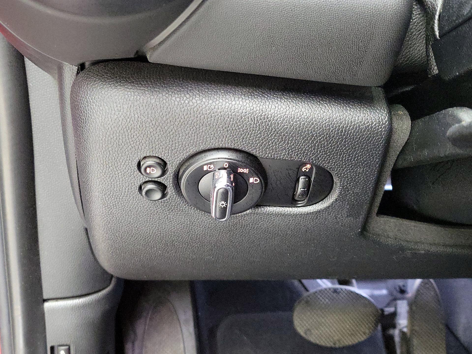 Thumbnail: 2019 MINI Cooper Hardtop - 13