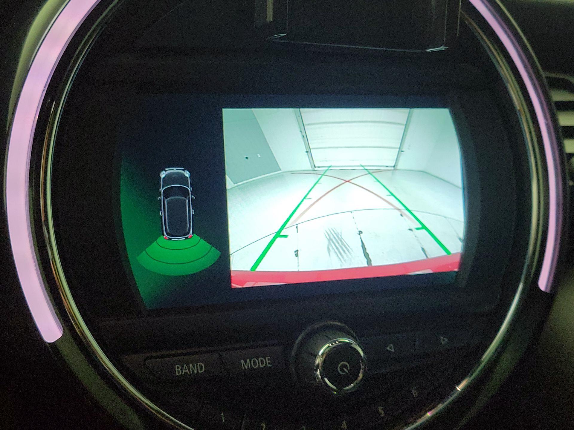 Thumbnail: 2019 MINI Cooper Hardtop - 14