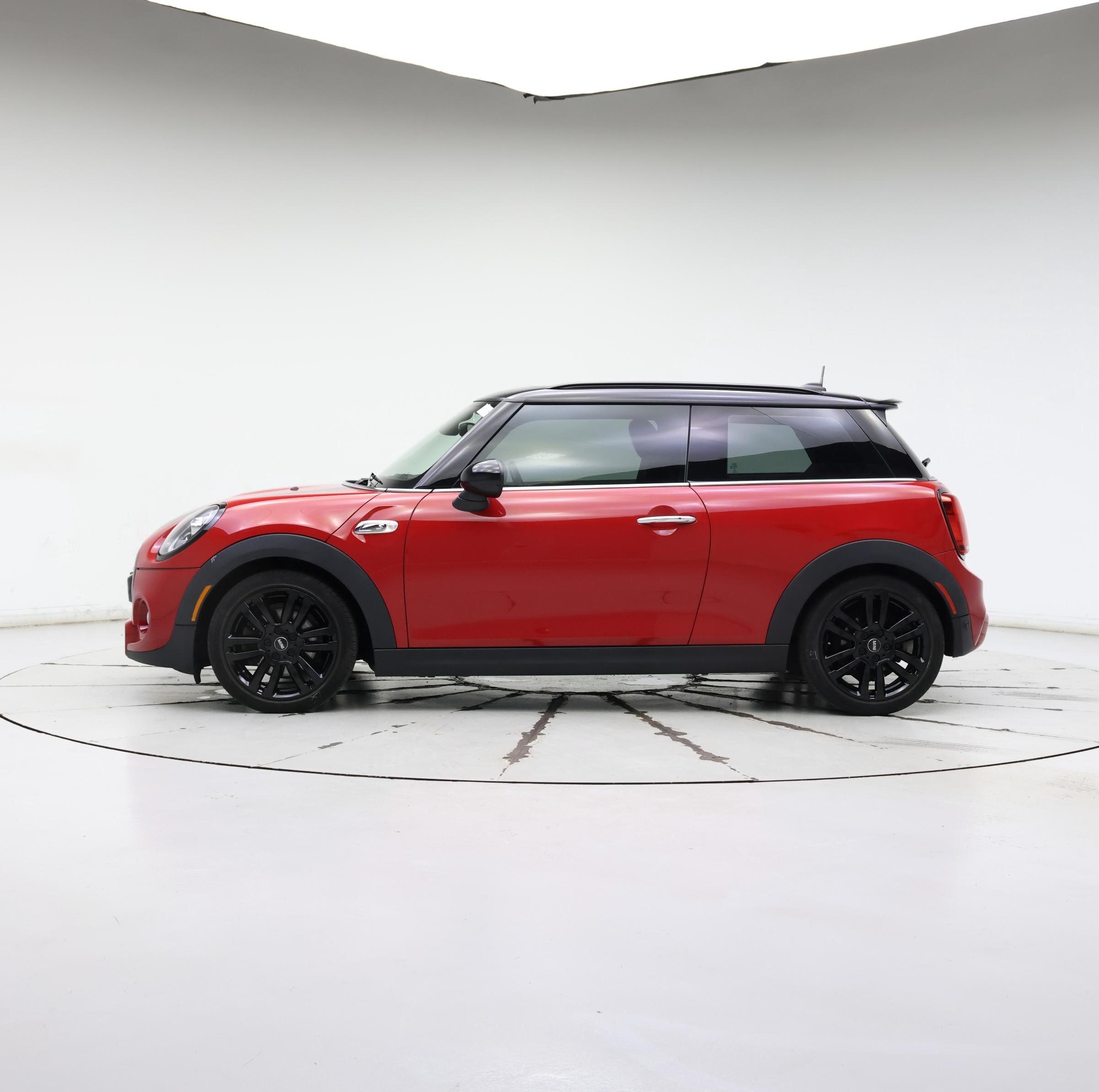 Thumbnail: 2019 MINI Cooper Hardtop - 3