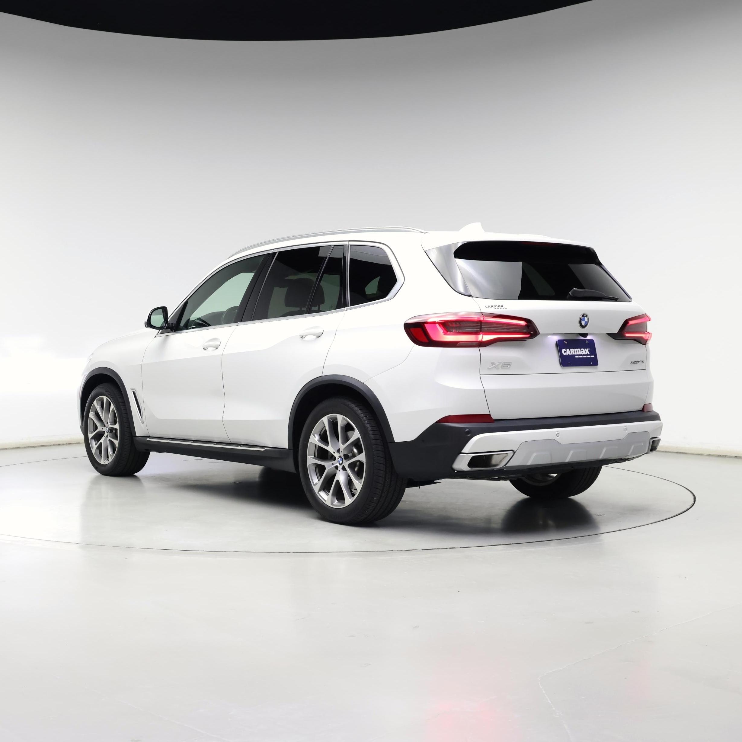 Thumbnail: 2021 BMW X5 - 2
