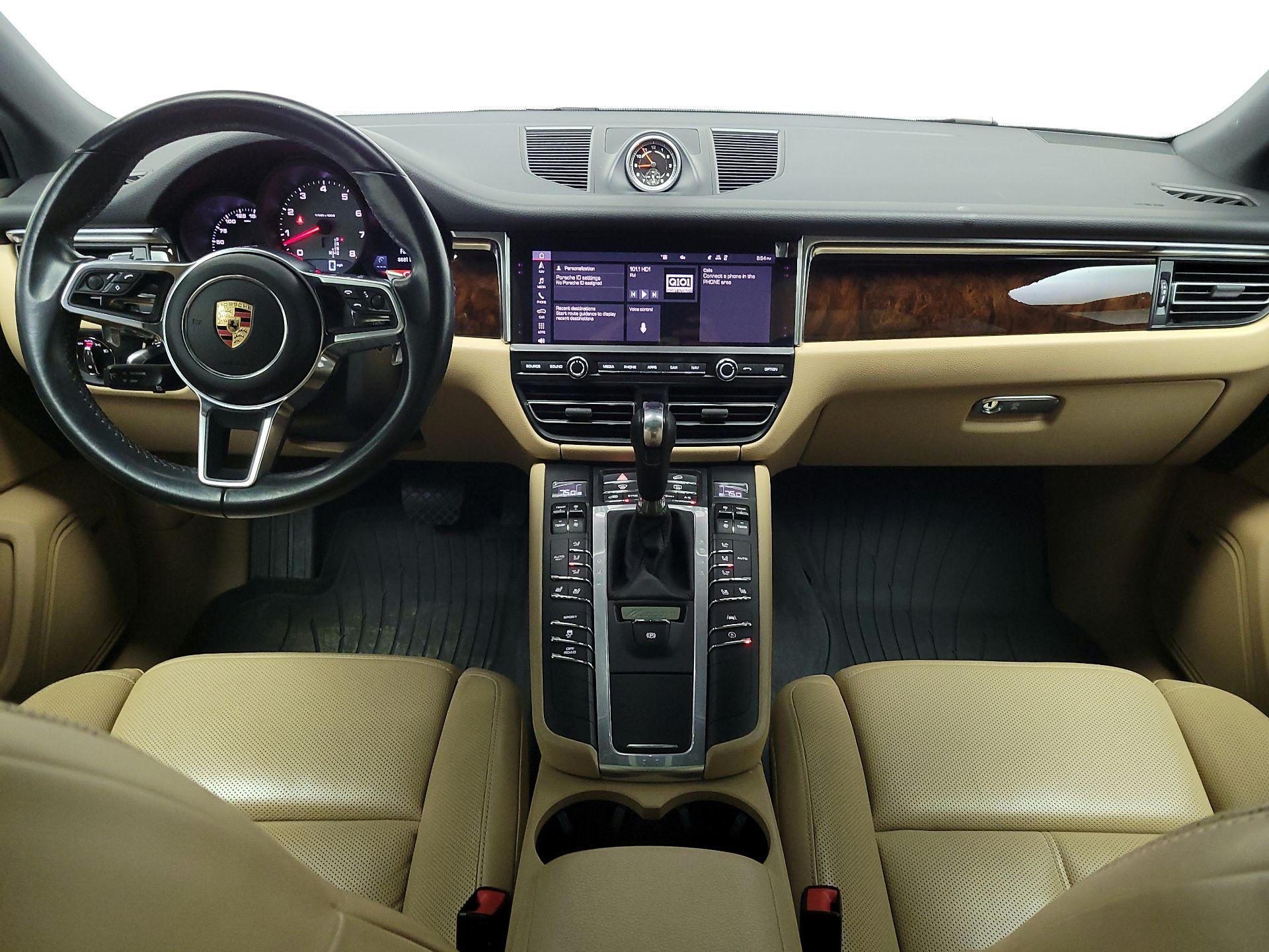 Thumbnail: 2020 Porsche Macan - 9