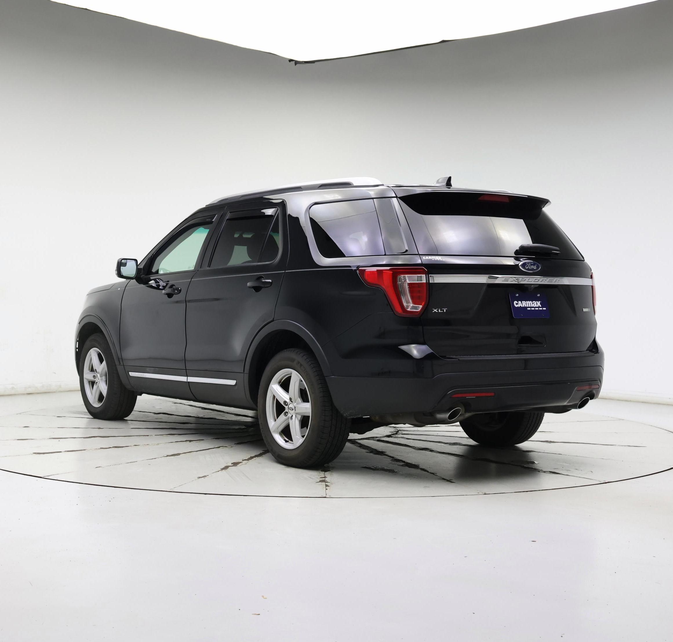 Thumbnail: 2016 Ford Explorer - 2