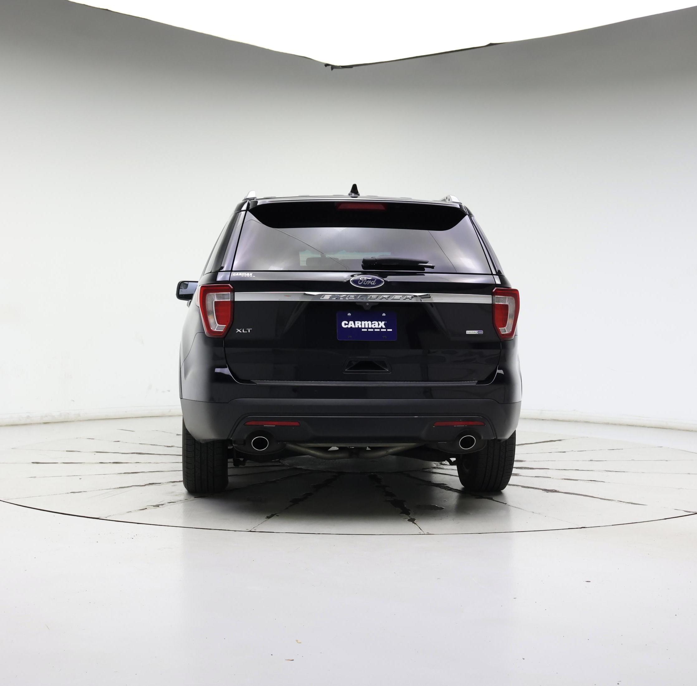Thumbnail: 2016 Ford Explorer - 6