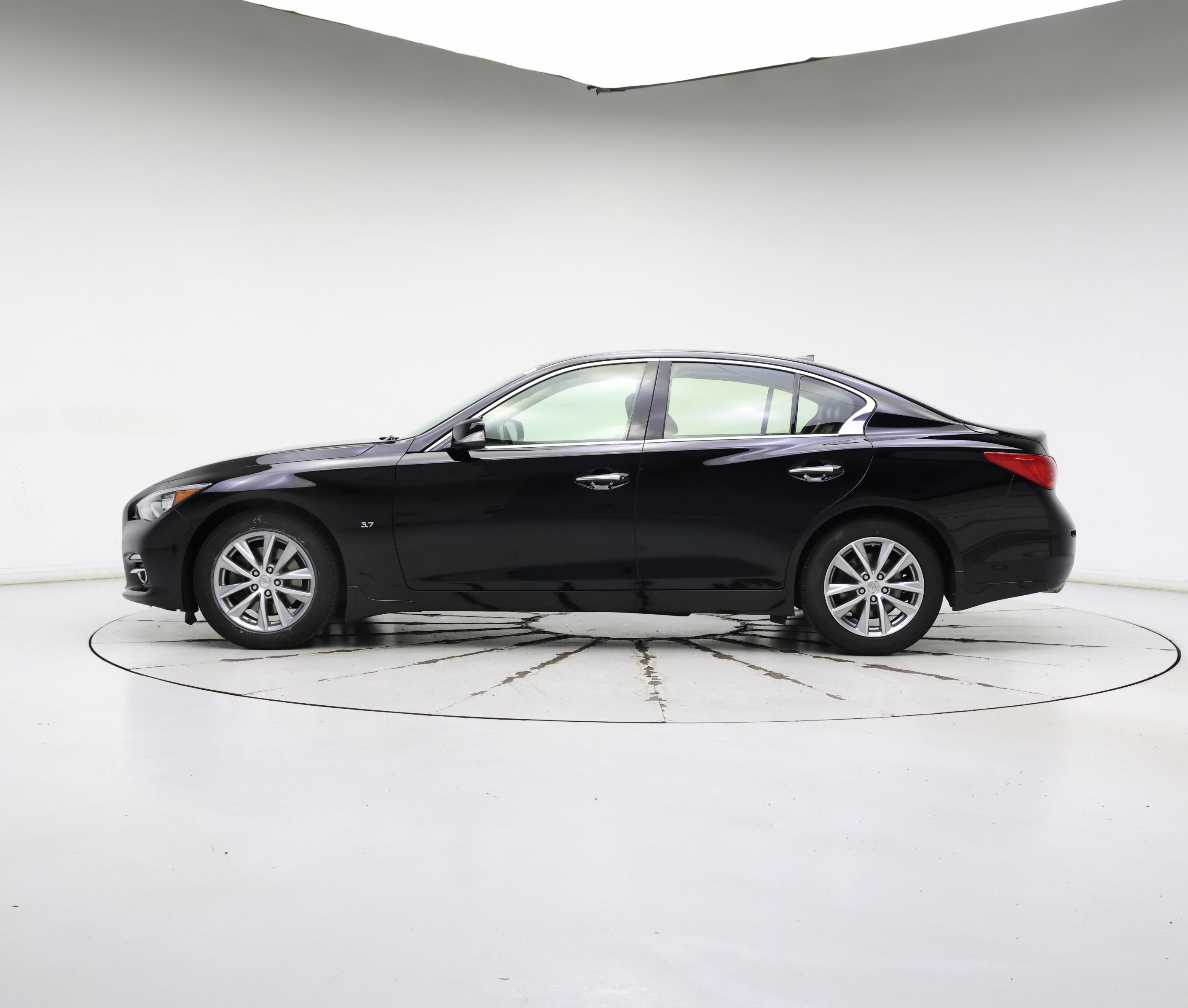 Thumbnail: 2015 INFINITI Q50 - 3