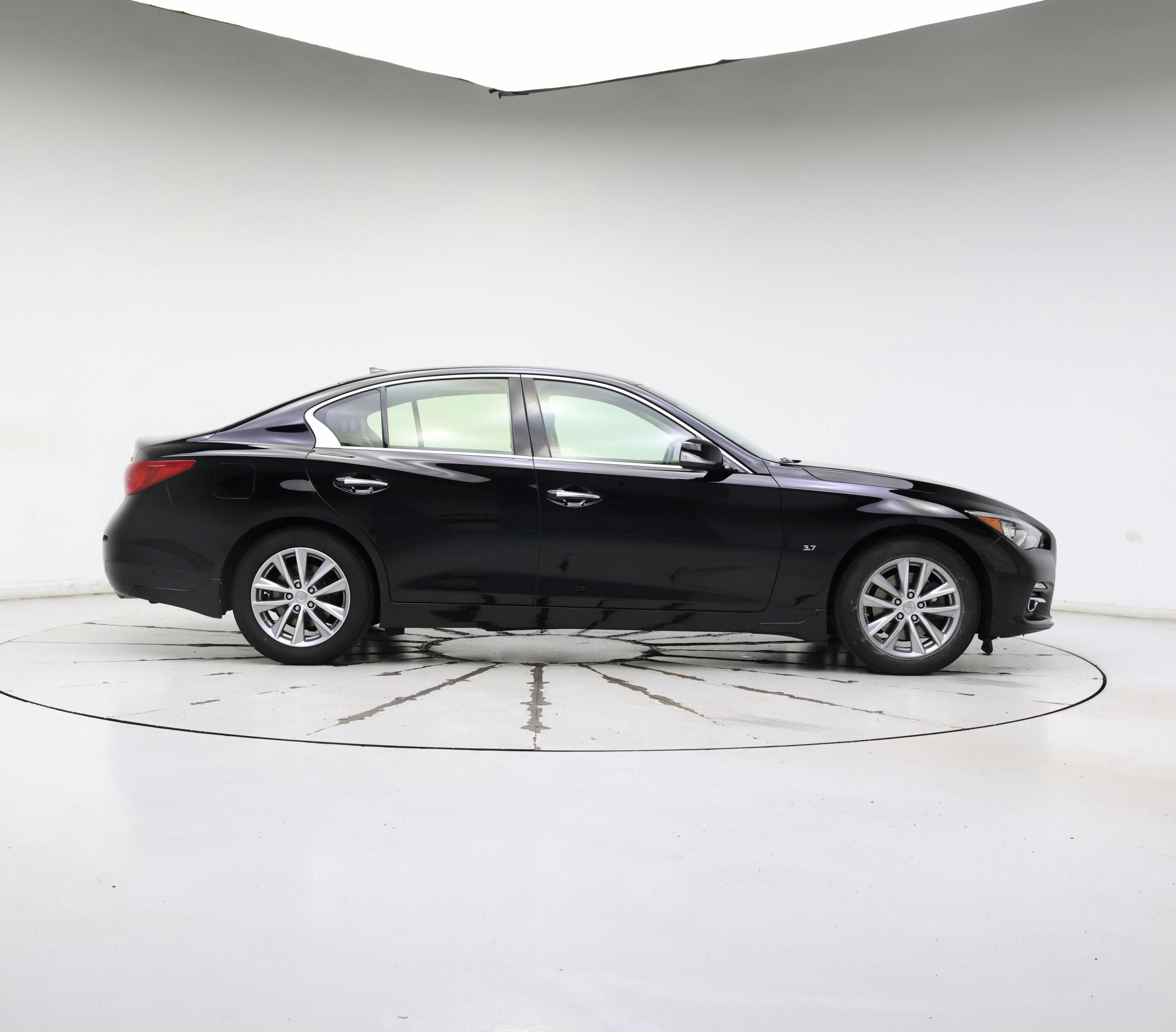 Thumbnail: 2015 INFINITI Q50 - 7