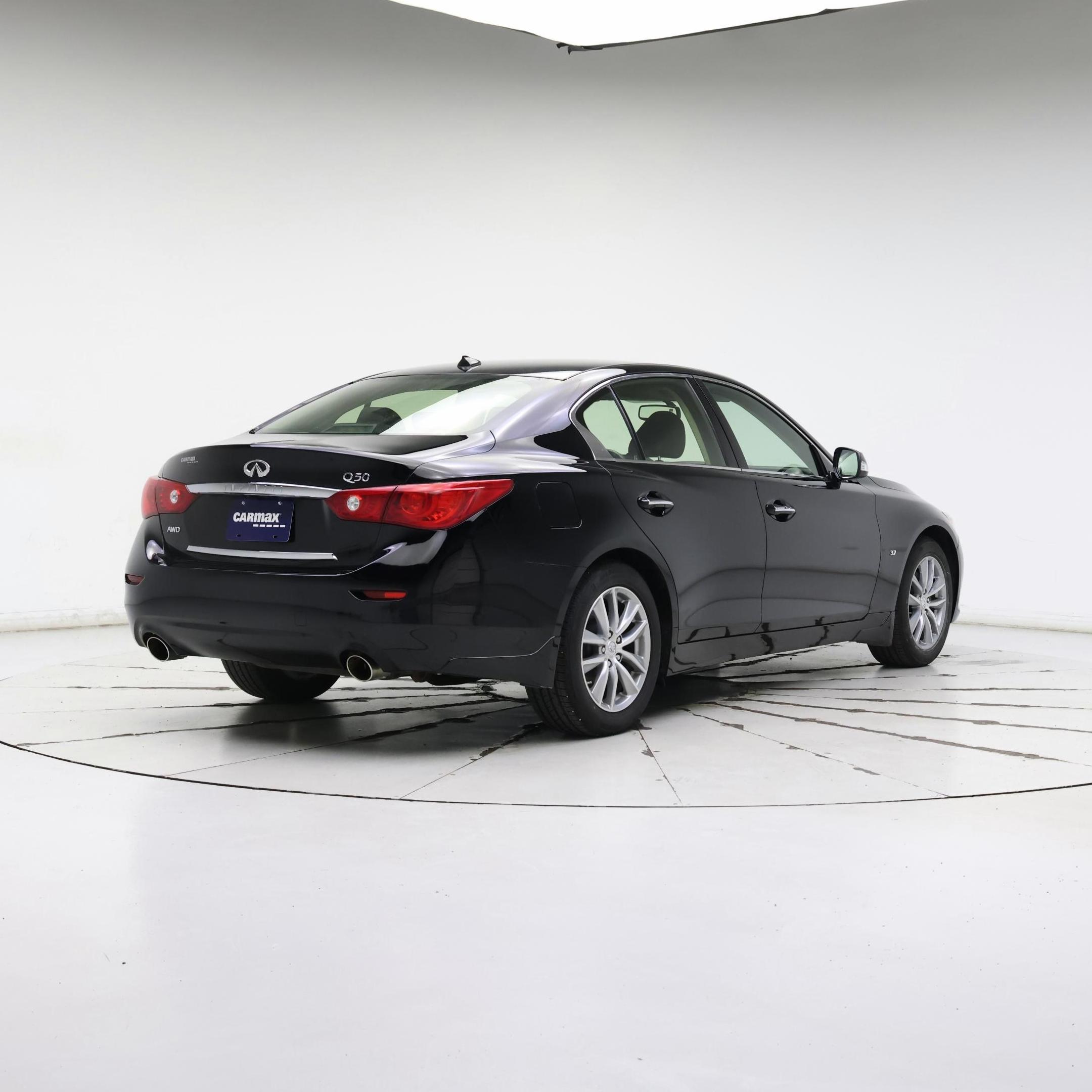 Thumbnail: 2015 INFINITI Q50 - 8