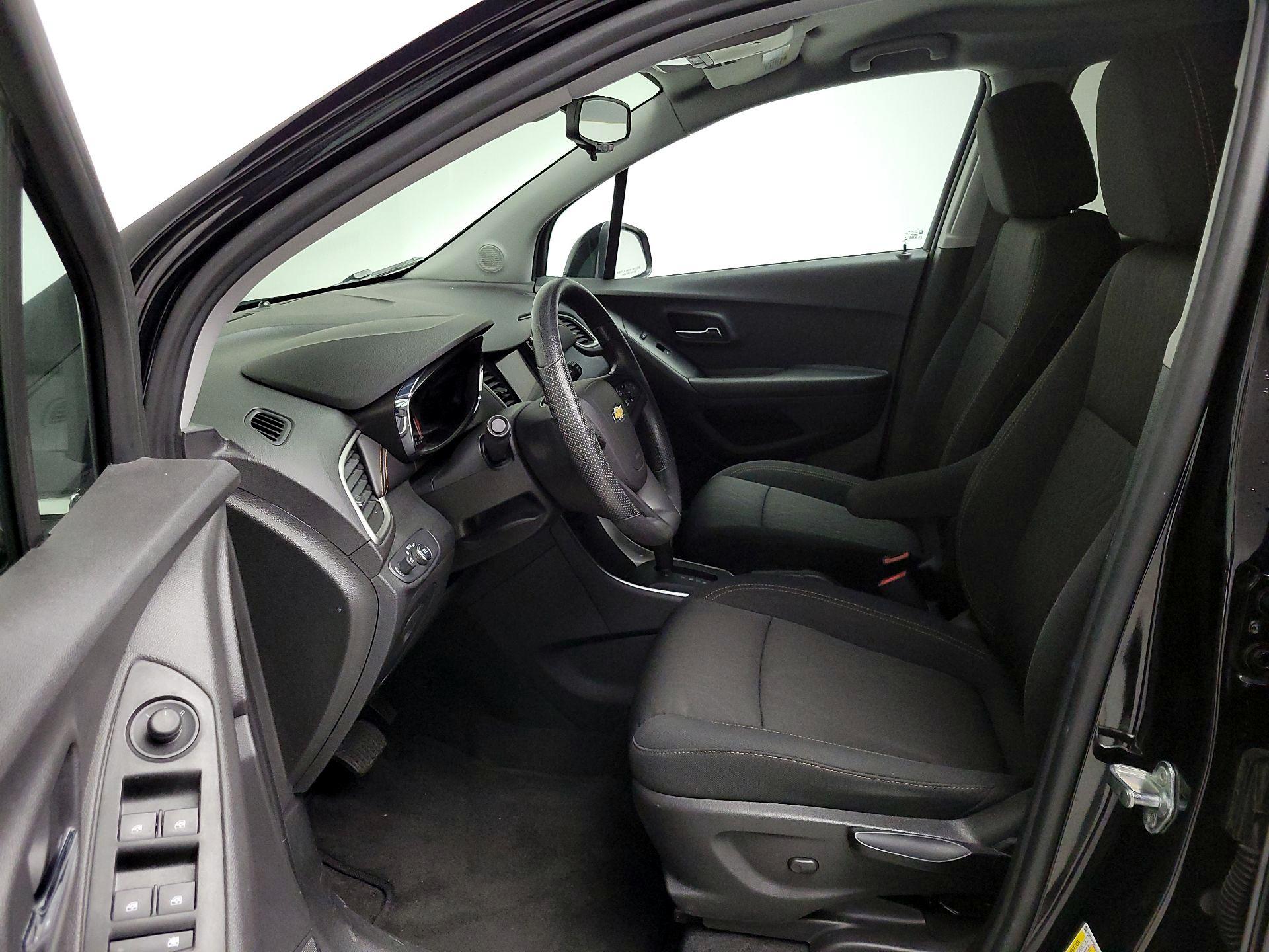 Thumbnail: 2020 Chevrolet Trax - 11