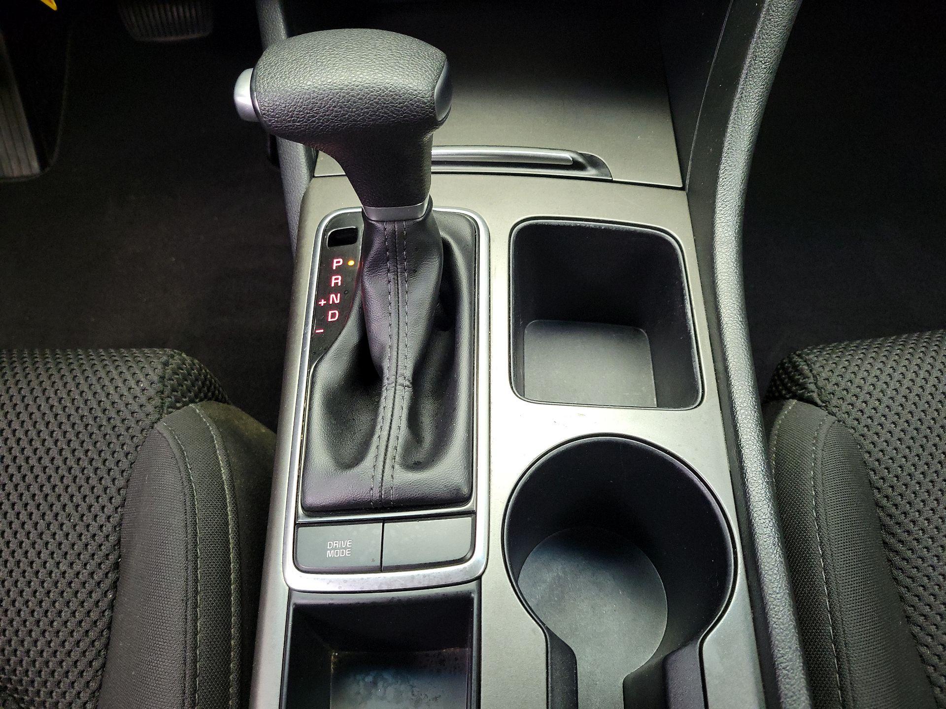 Thumbnail: 2019 Kia Optima - 17