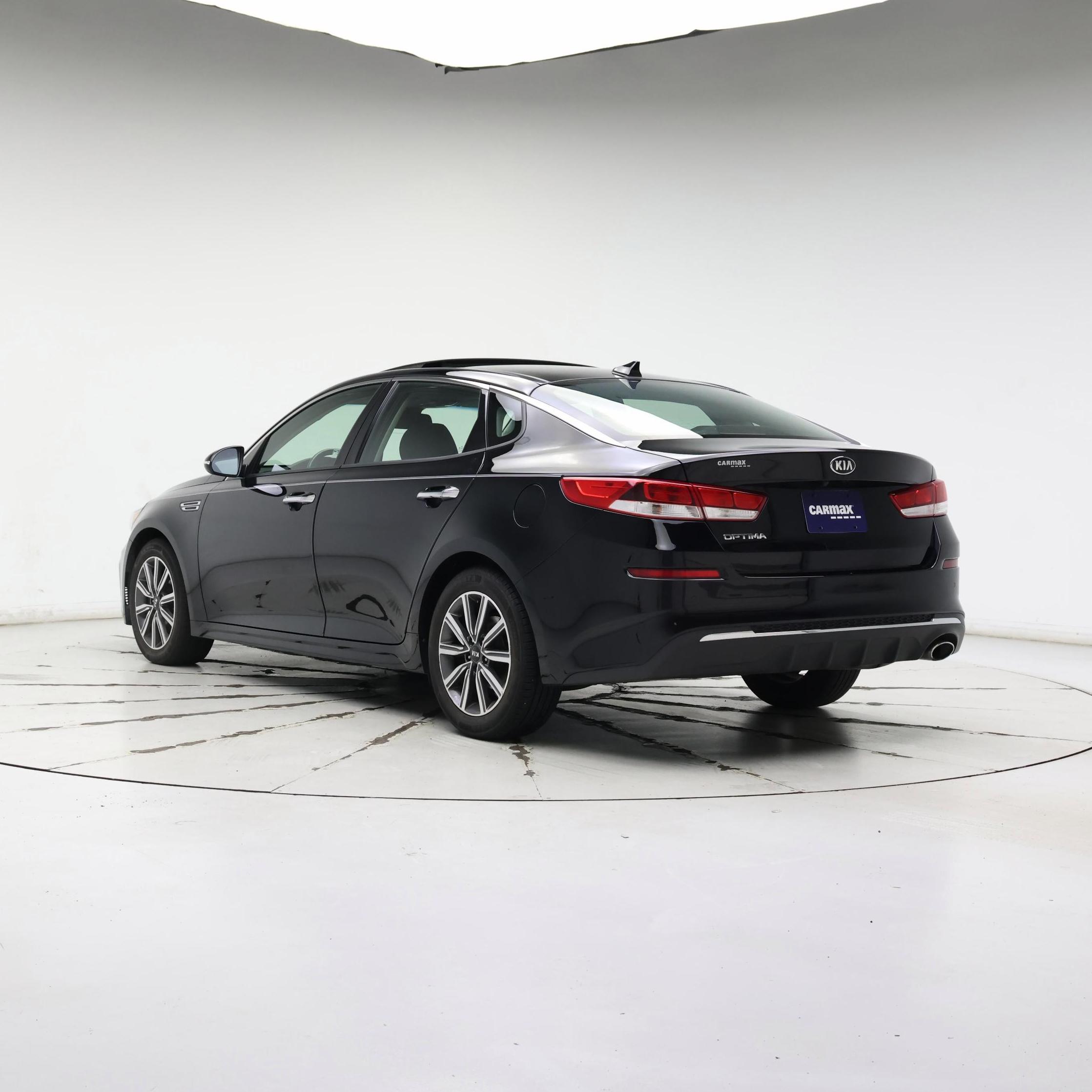 Thumbnail: 2019 Kia Optima - 2