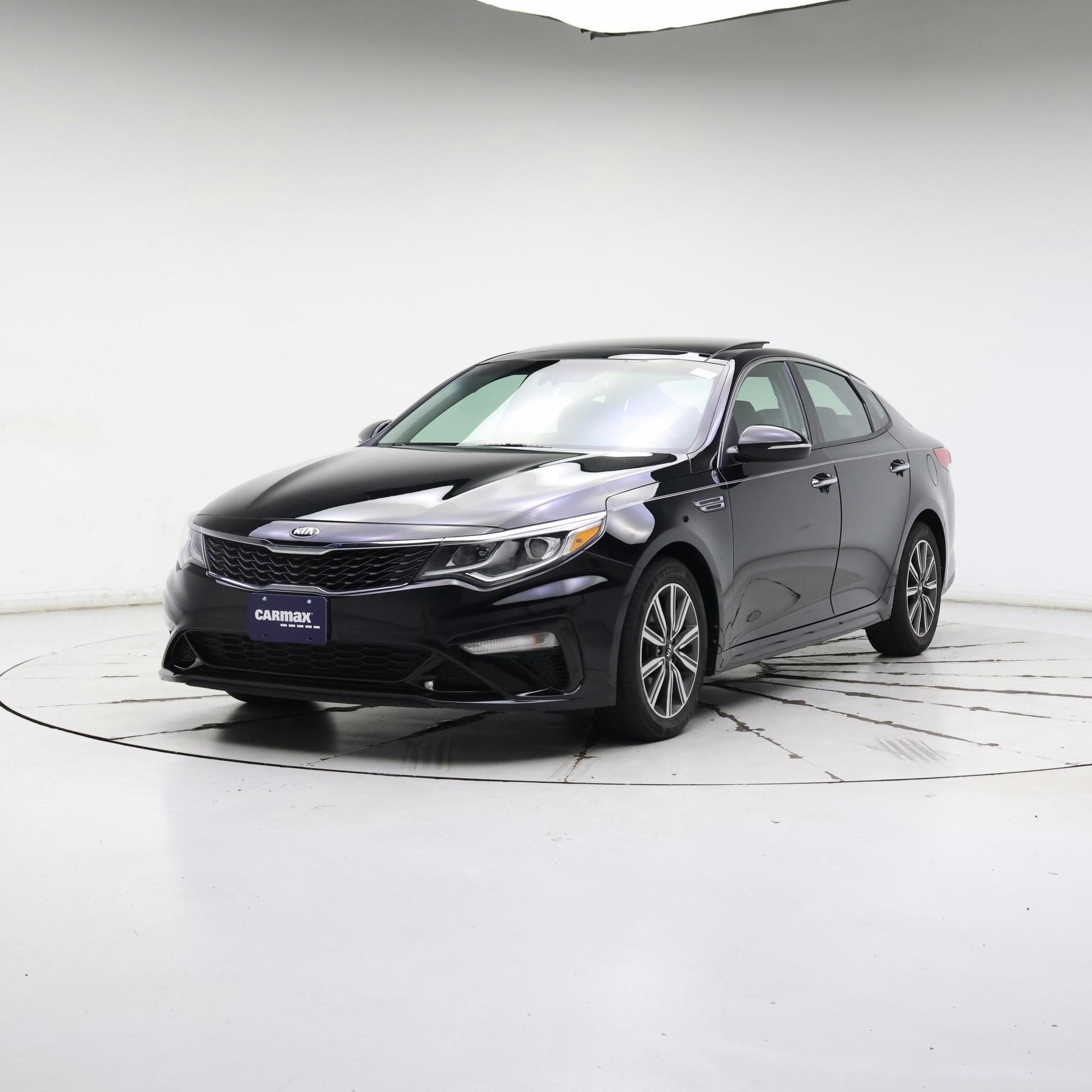 Thumbnail: 2019 Kia Optima - 4