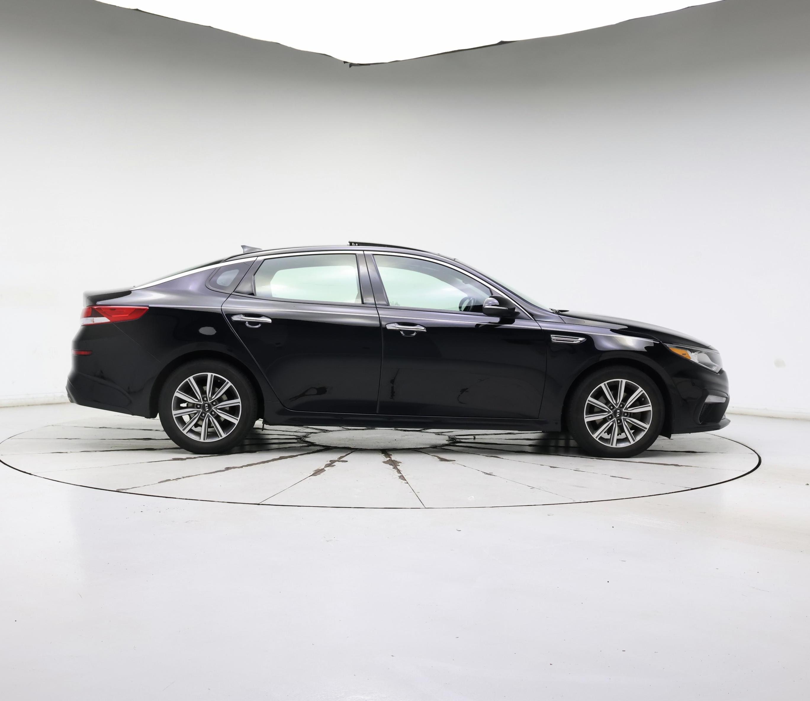 Thumbnail: 2019 Kia Optima - 7