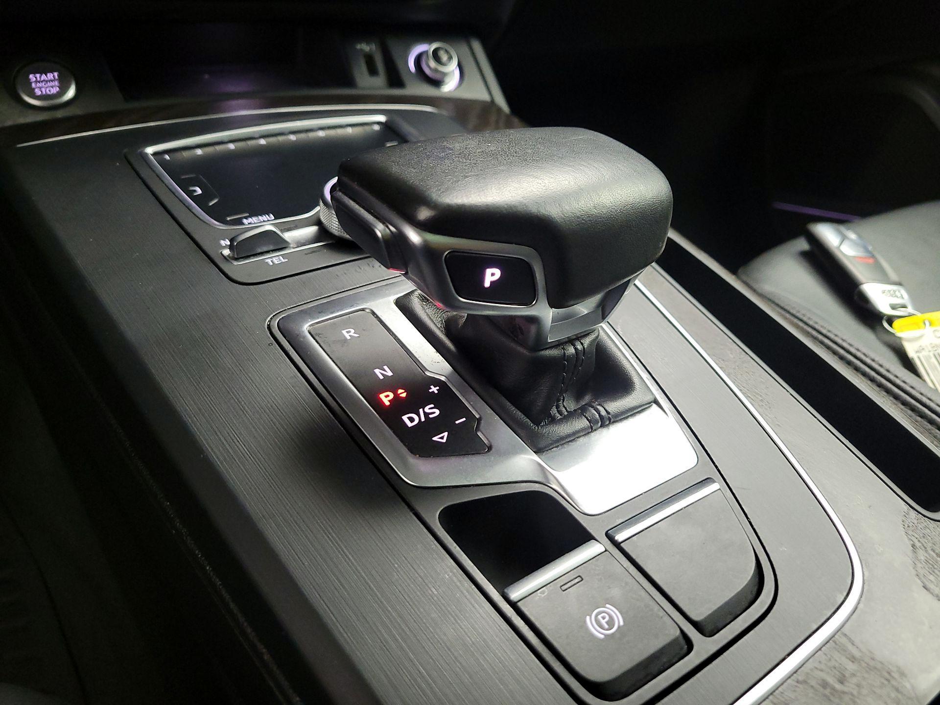 Thumbnail: 2018 Audi Q5 - 18