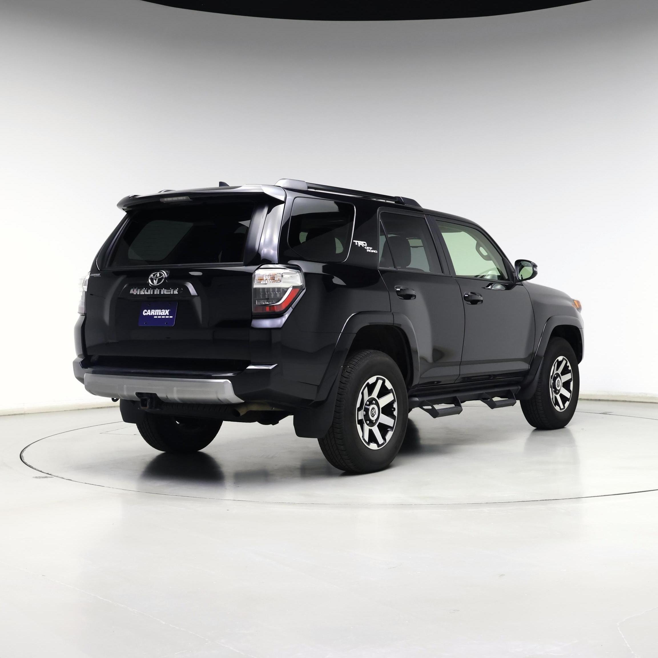 Thumbnail: 2024 Toyota 4Runner - 8