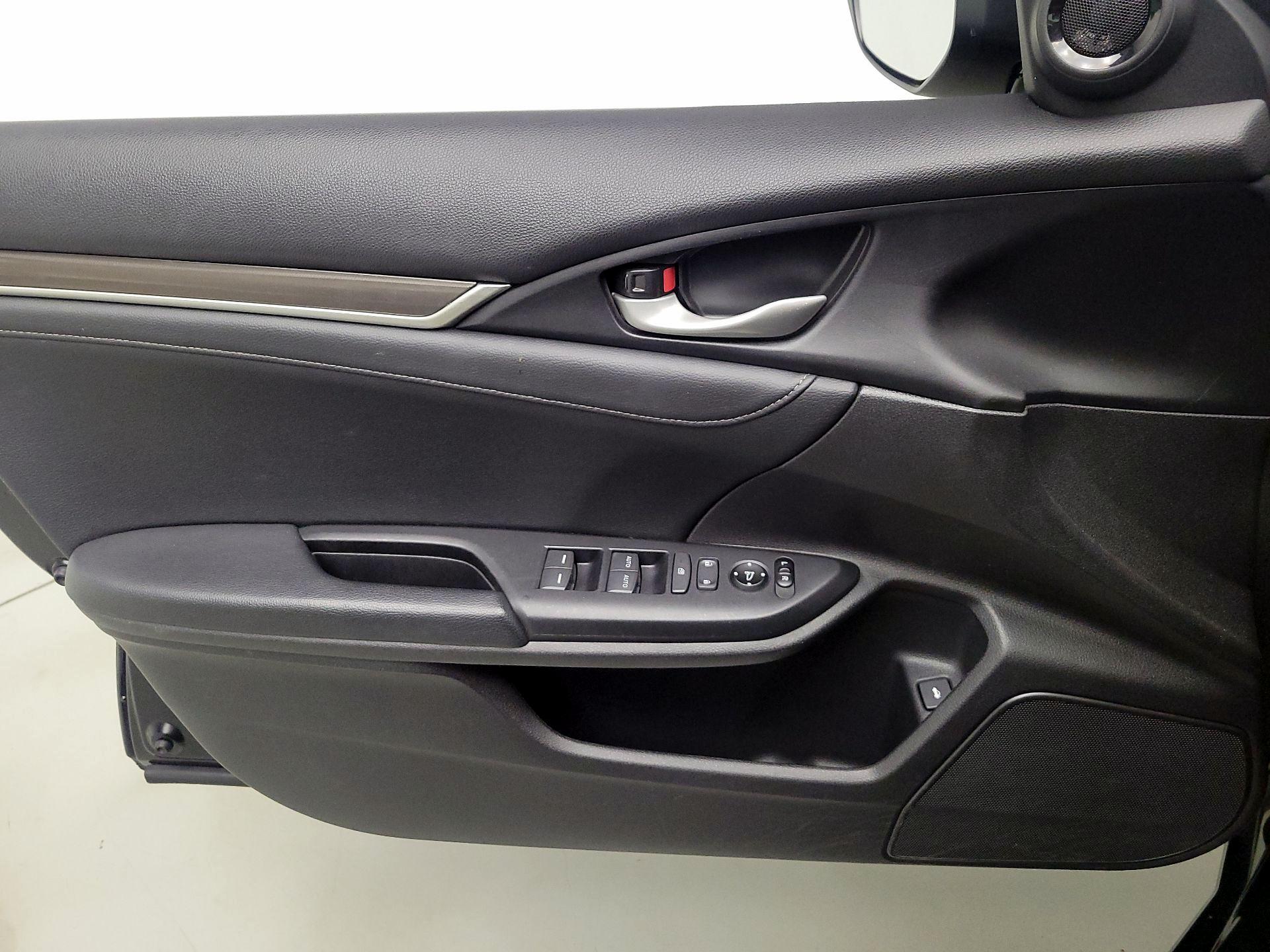 Thumbnail: 2019 Honda Civic - 12