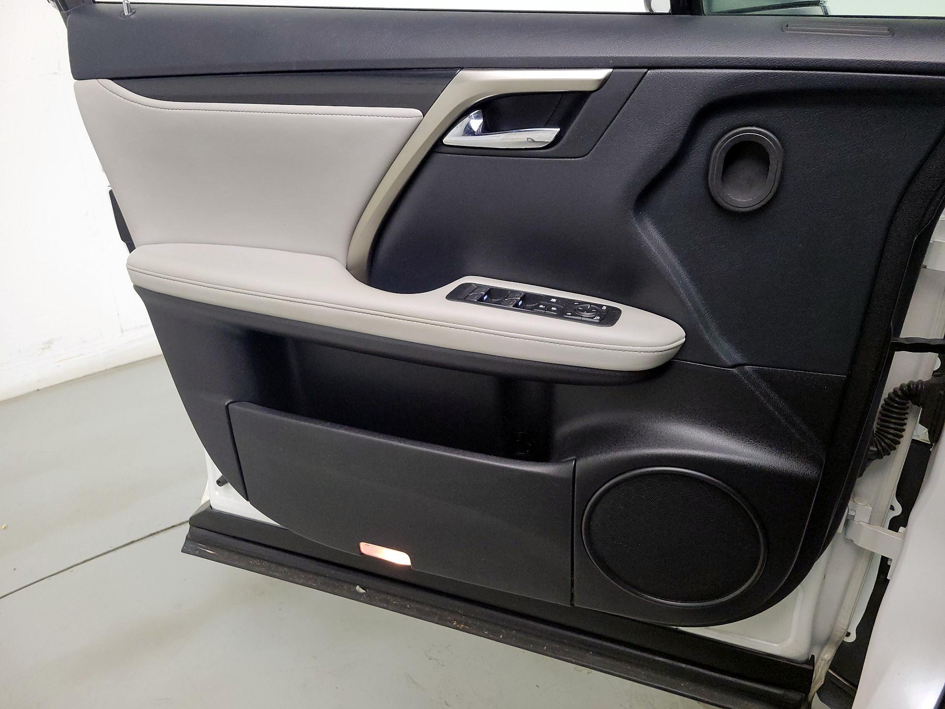 Thumbnail: 2019 Lexus RX - 12