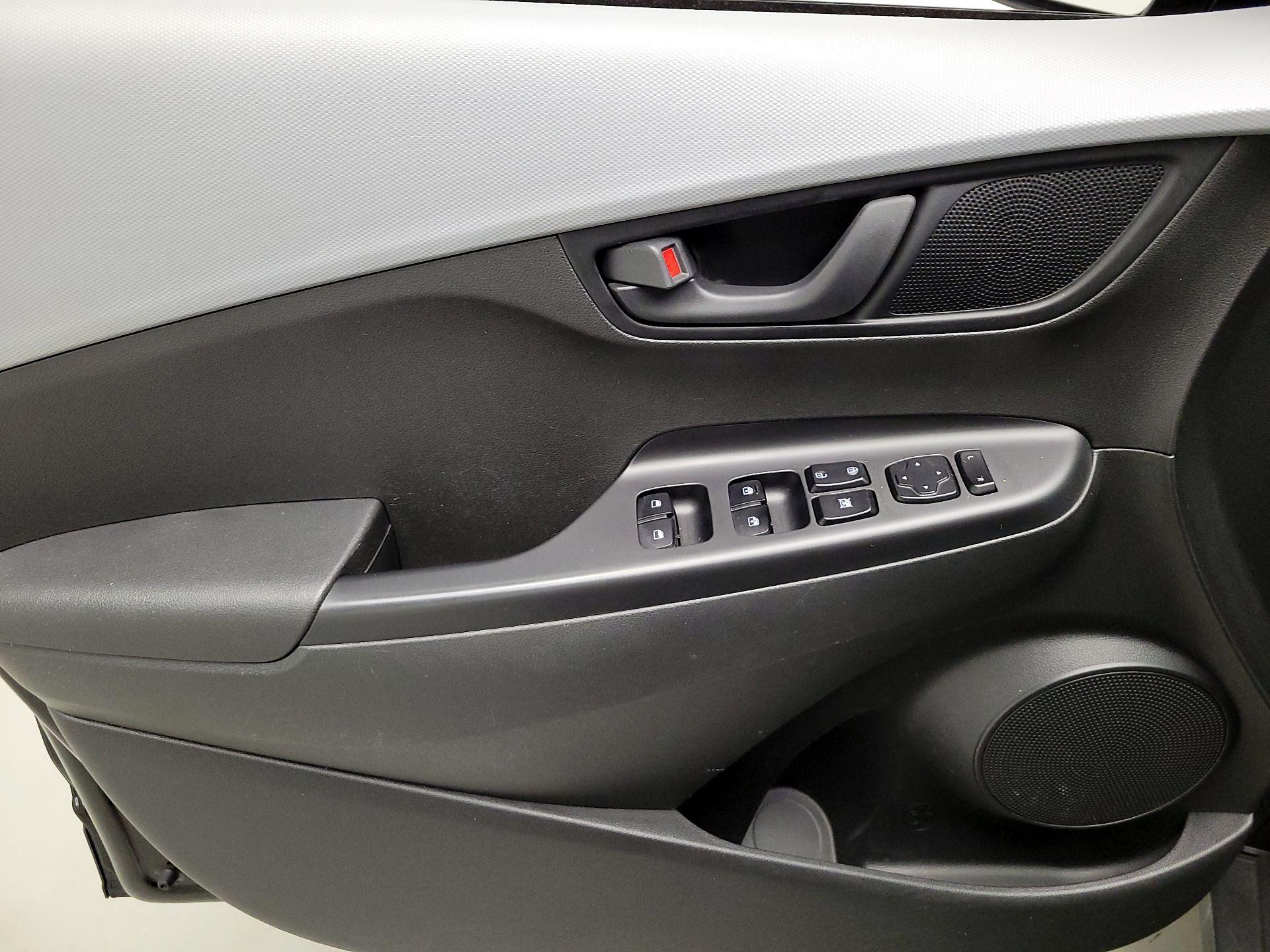 Thumbnail: 2019 Hyundai Kona - 12