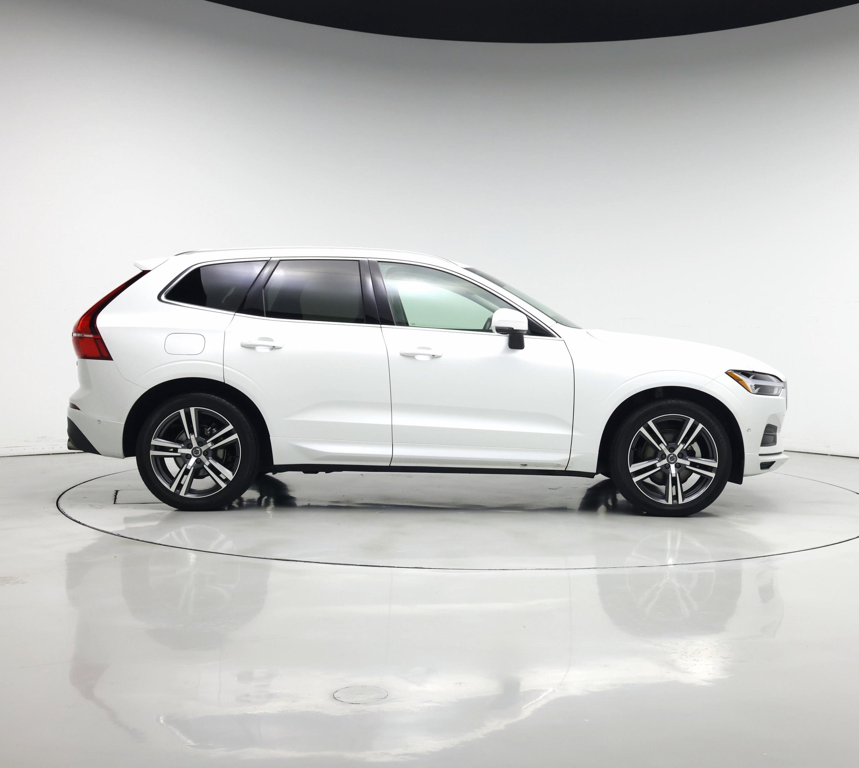 Thumbnail: 2018 Volvo XC60 - 7