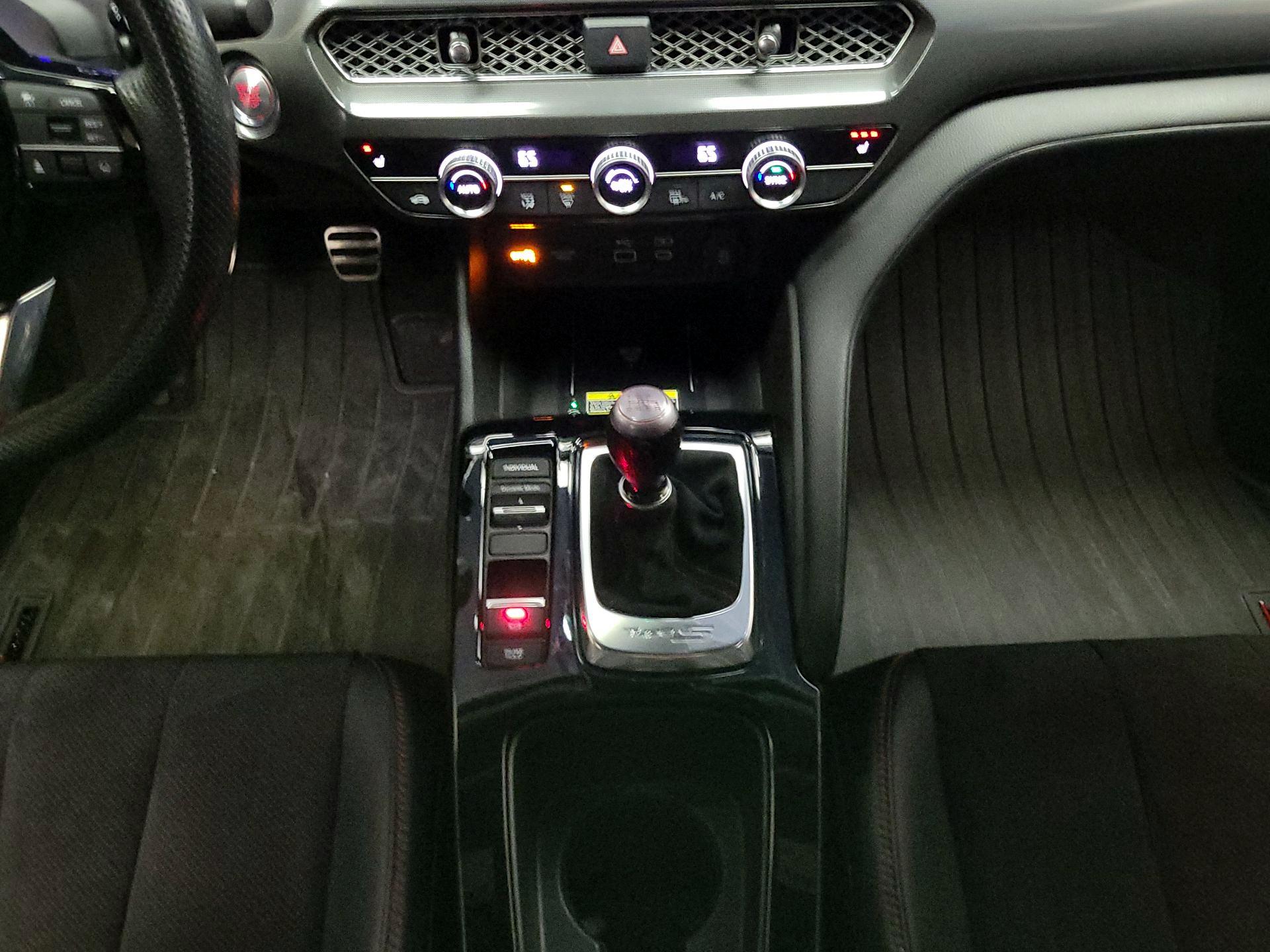 Thumbnail: 2024 Acura Integra - 17