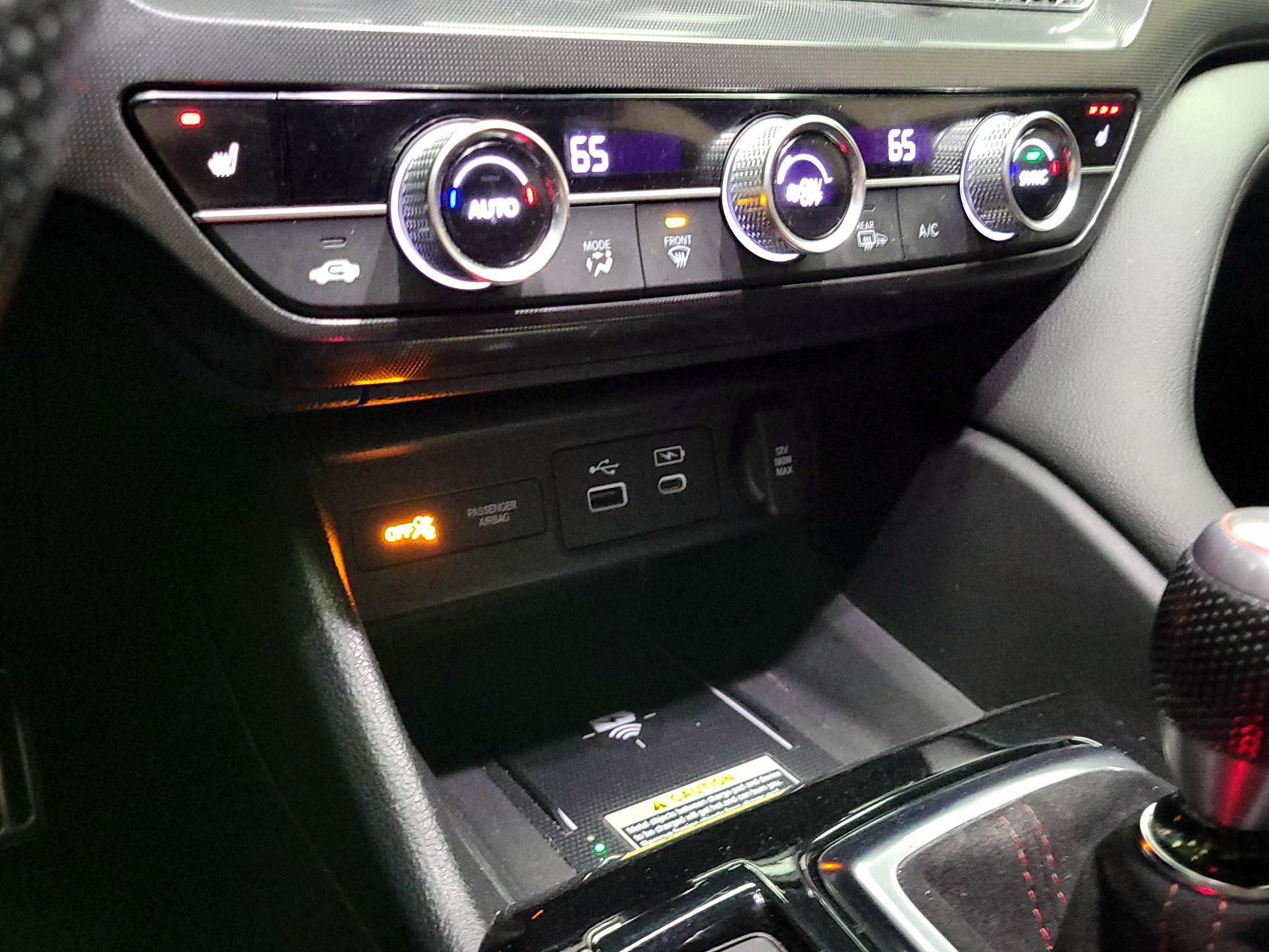 Thumbnail: 2024 Acura Integra - 18