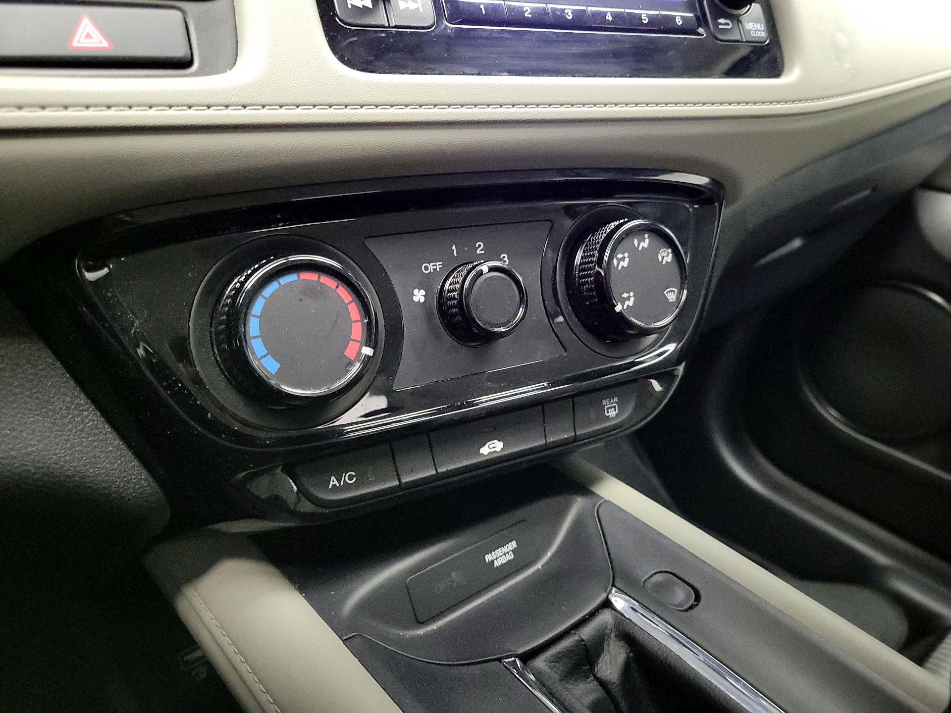 Thumbnail: 2020 Honda HR-V - 16