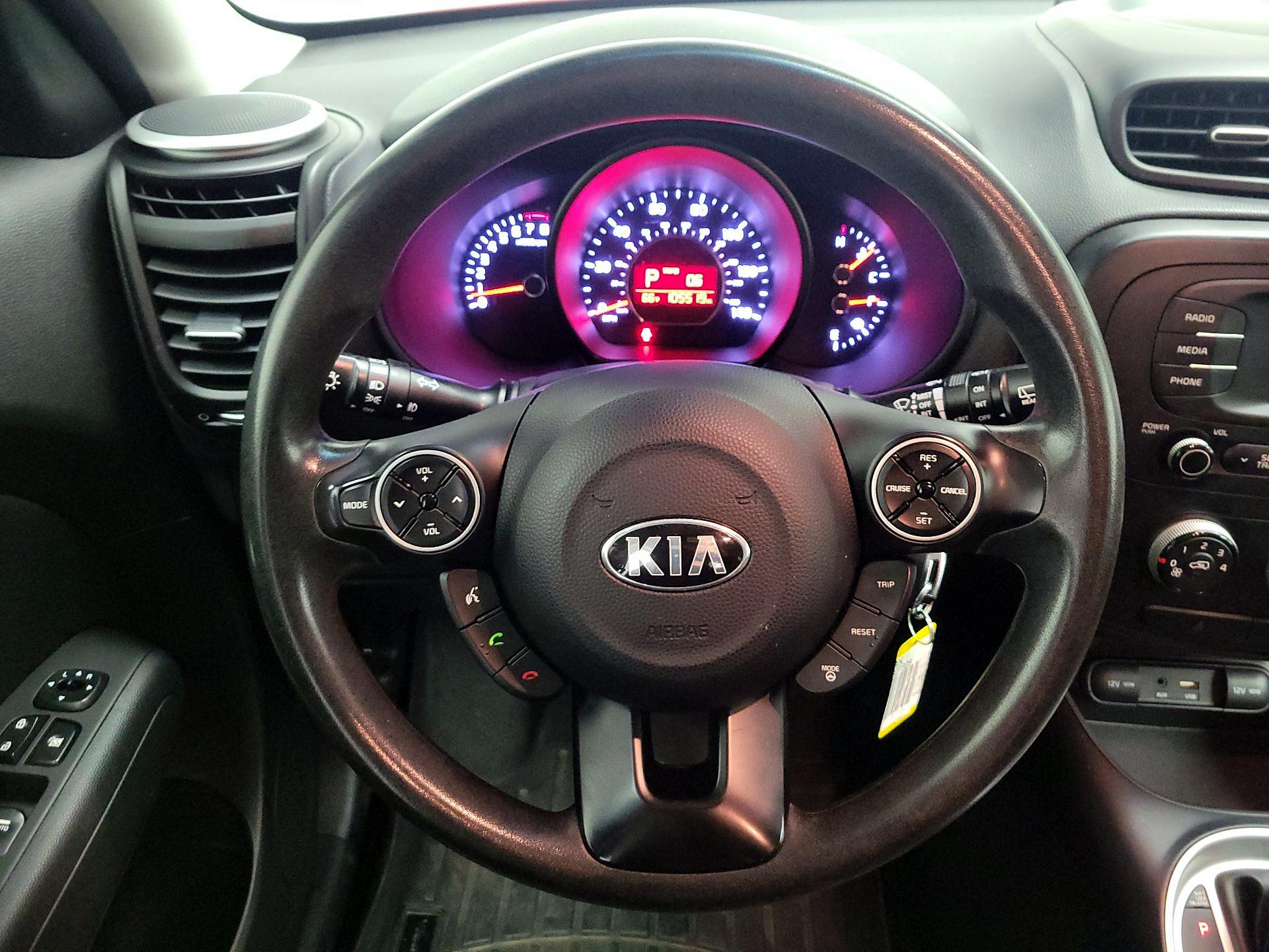 Thumbnail: 2016 Kia Soul - 10