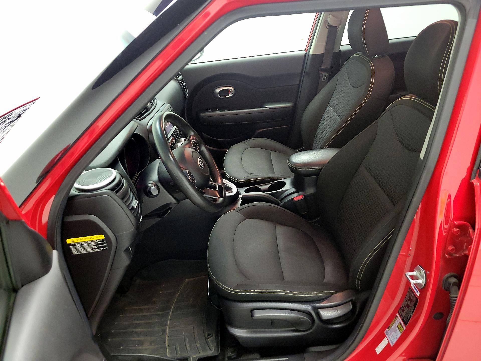 Thumbnail: 2016 Kia Soul - 11