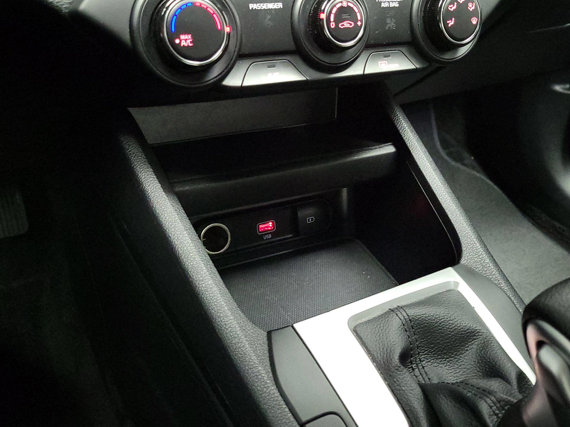 Thumbnail: 2024 Kia Forte - 18