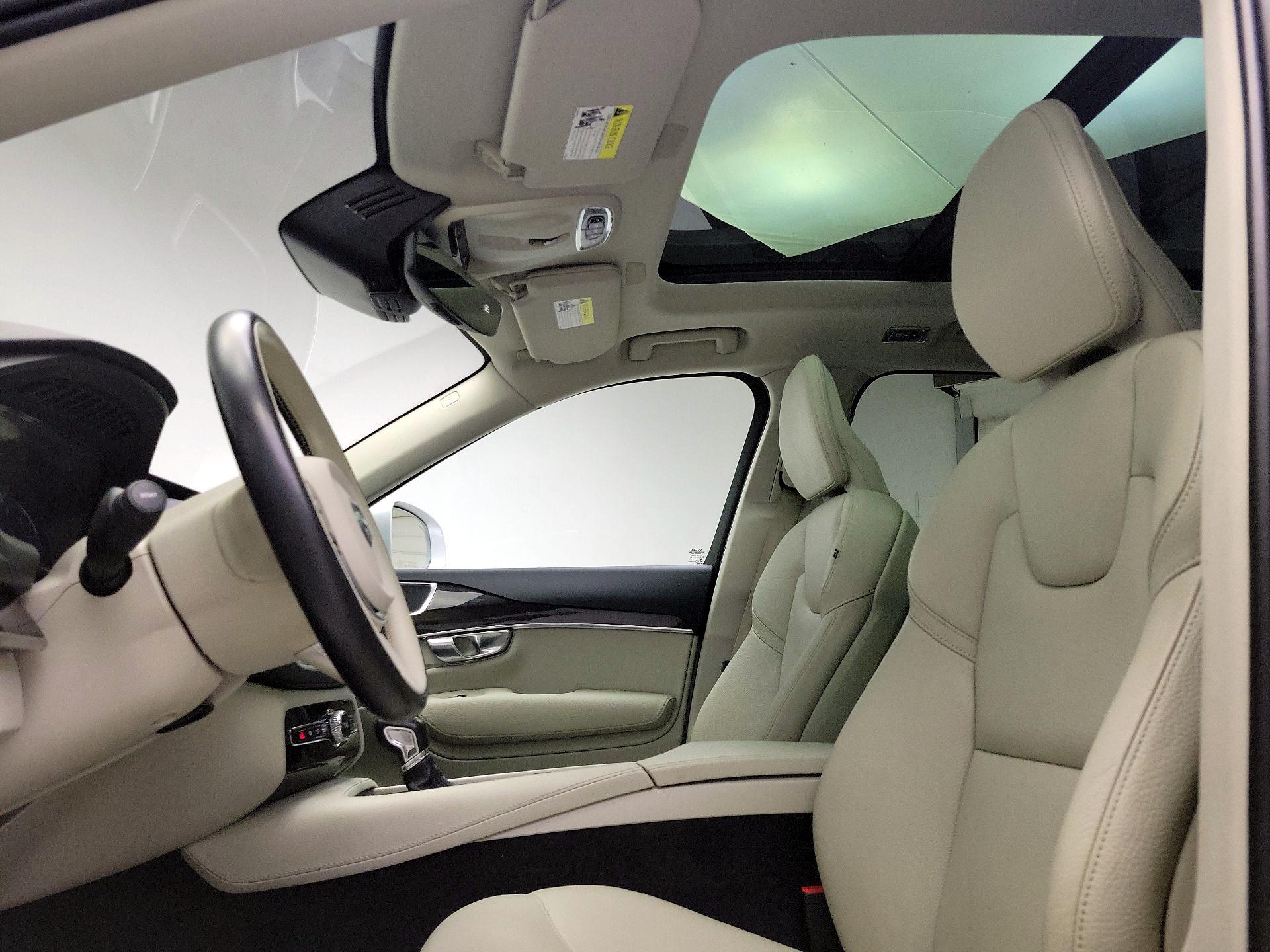 Thumbnail: 2019 Volvo XC90 - 20