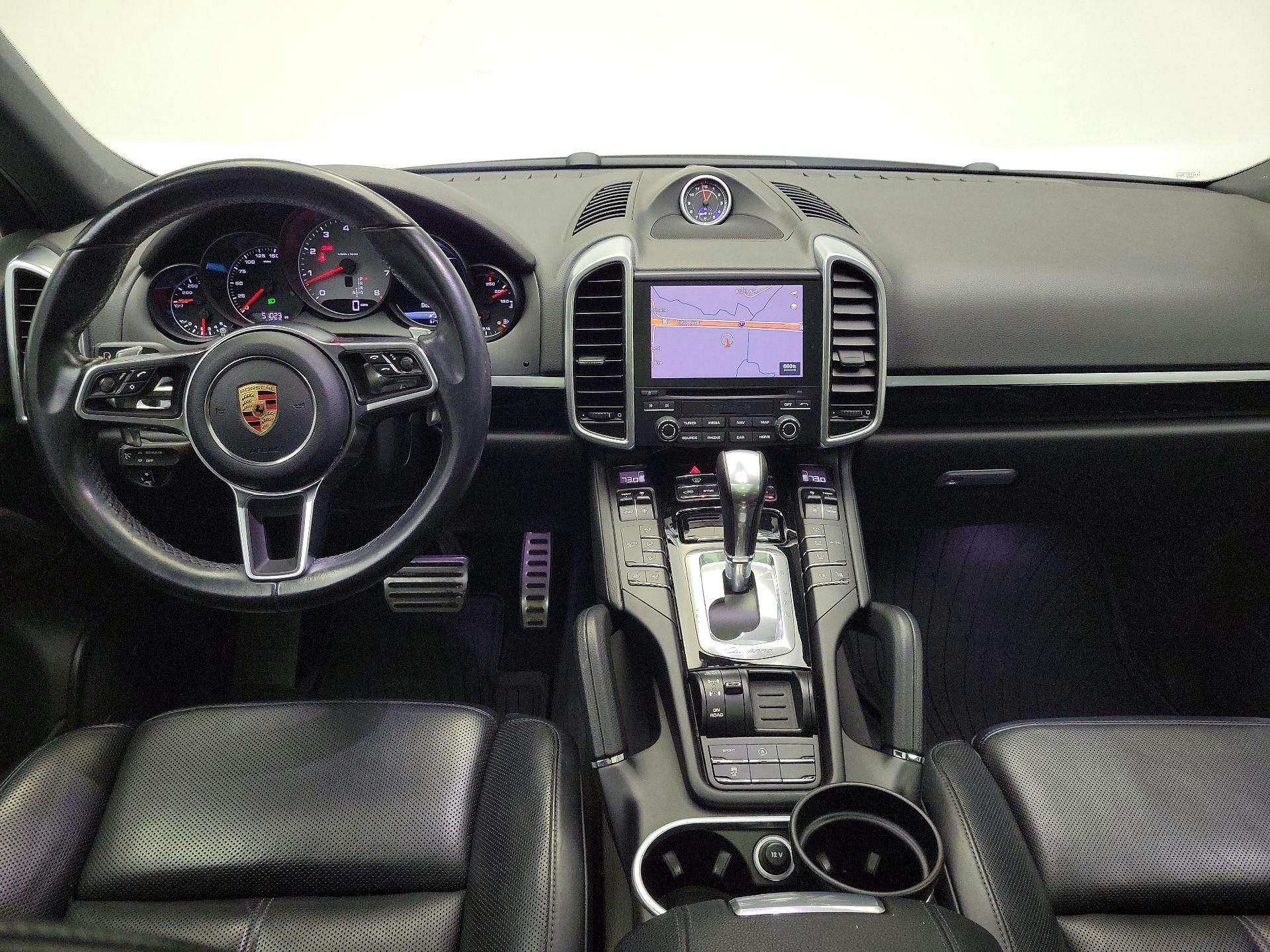 Thumbnail: 2018 Porsche Cayenne - 9