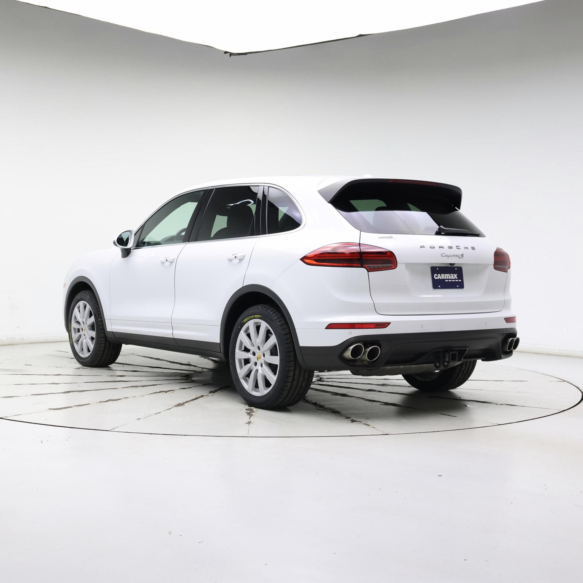 Thumbnail: 2018 Porsche Cayenne - 2