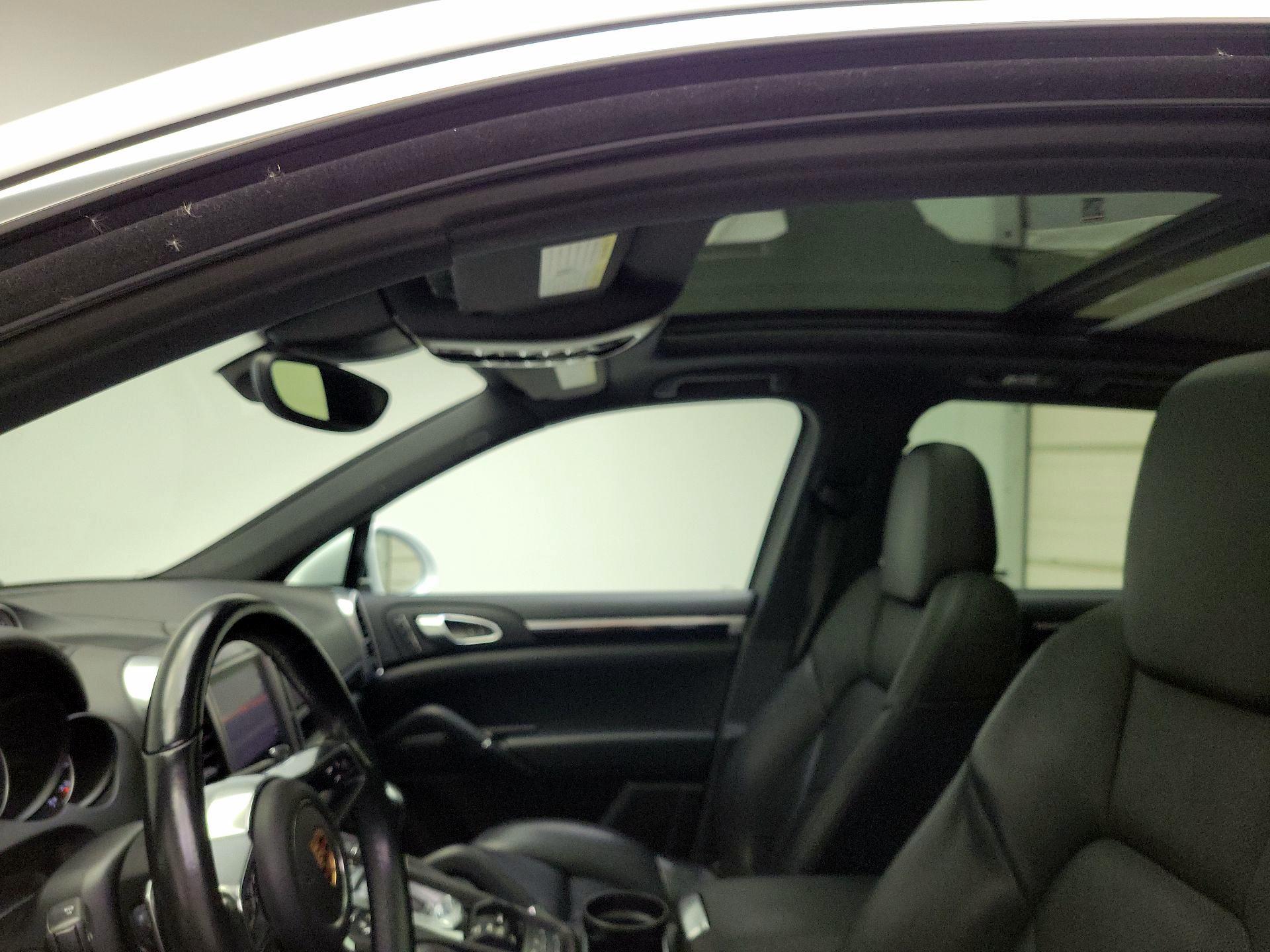 Thumbnail: 2018 Porsche Cayenne - 20