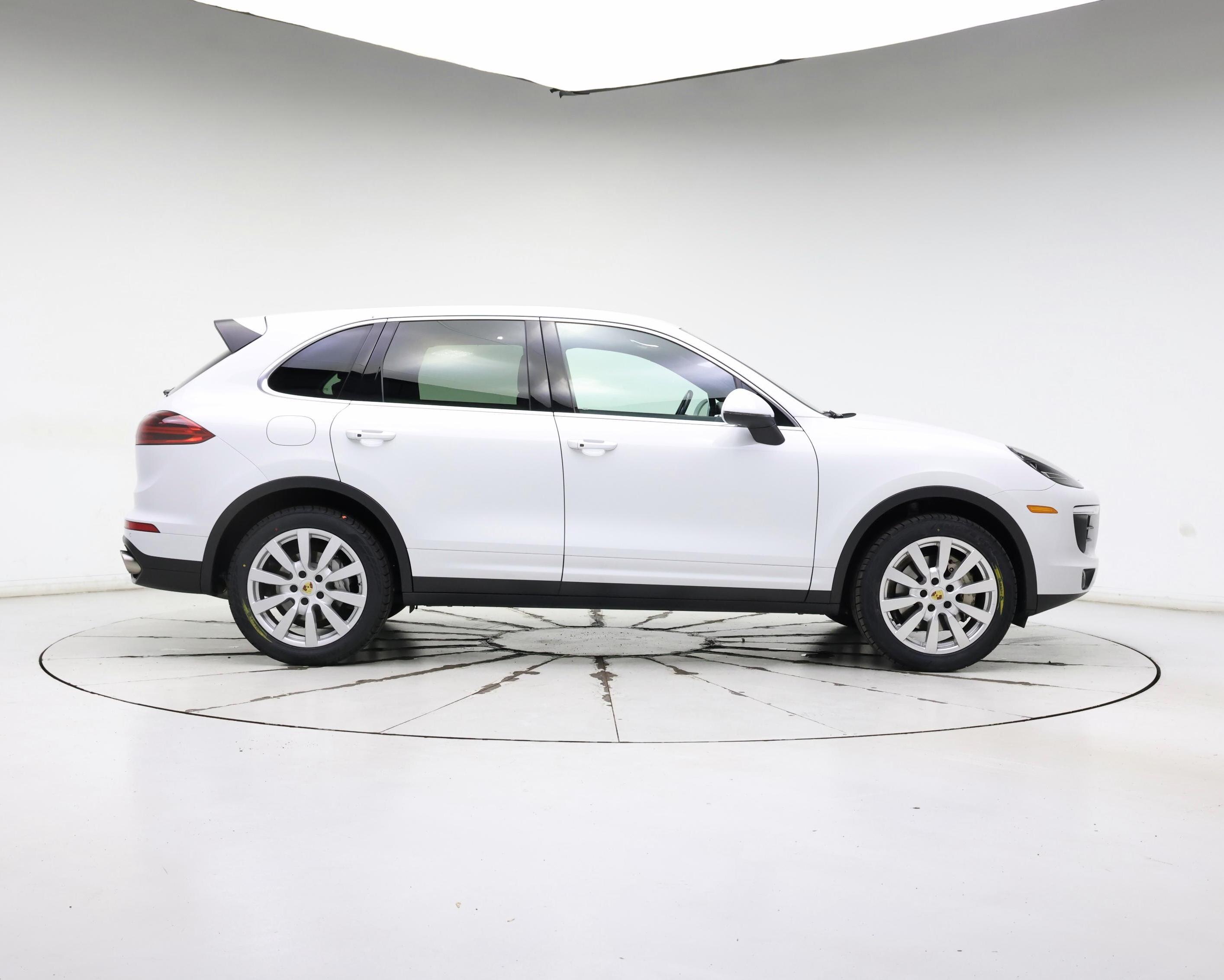 Thumbnail: 2018 Porsche Cayenne - 7