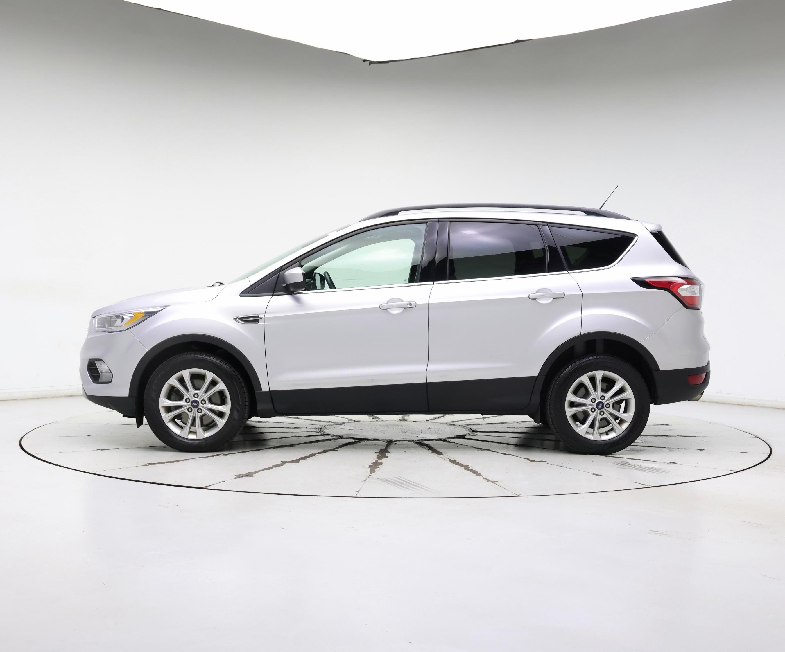 Thumbnail: 2018 Ford Escape - 3