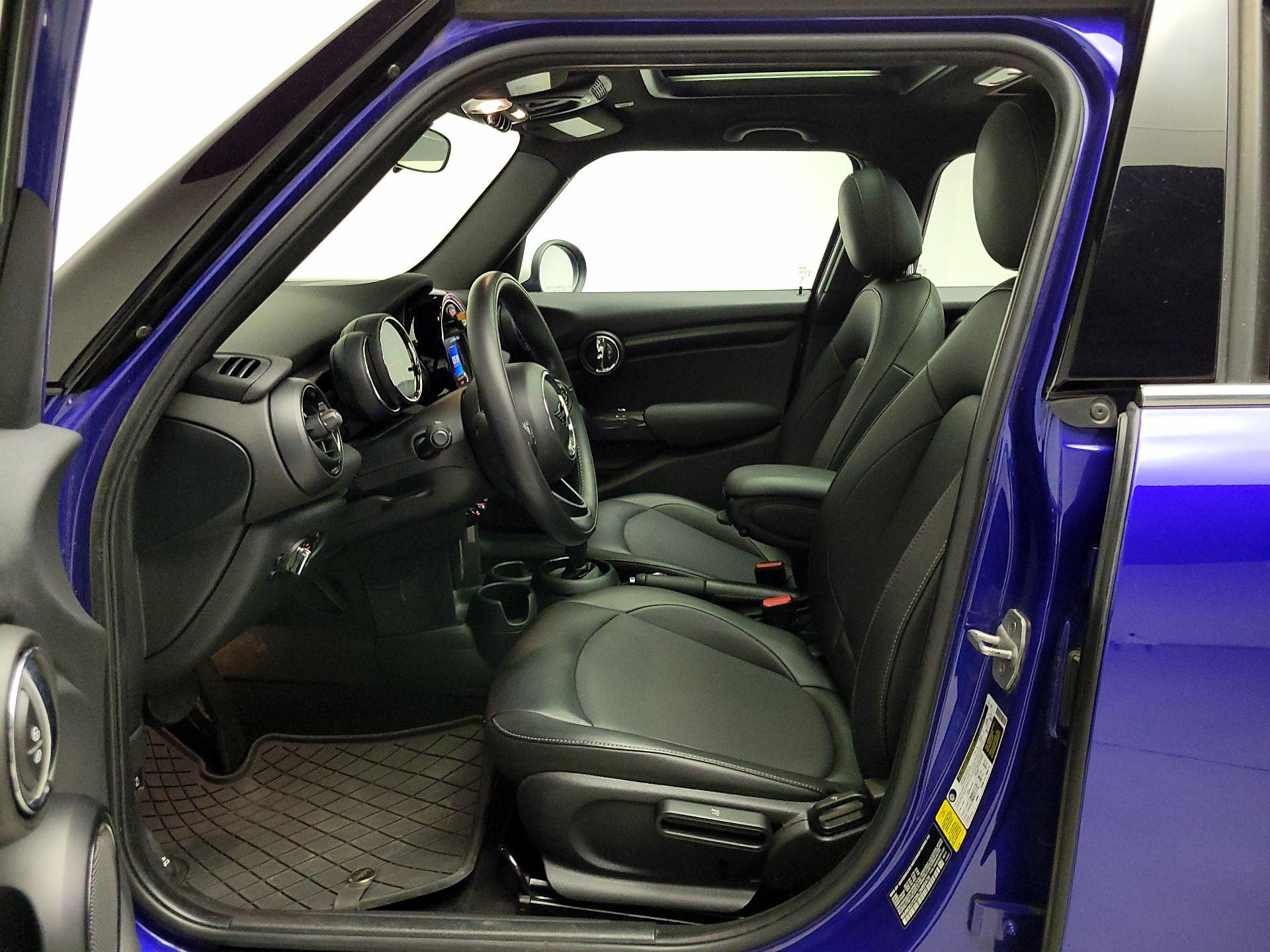 Thumbnail: 2020 MINI Cooper Hardtop - 11