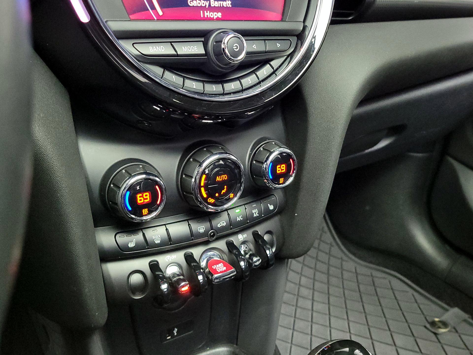 Thumbnail: 2020 MINI Cooper Hardtop - 16