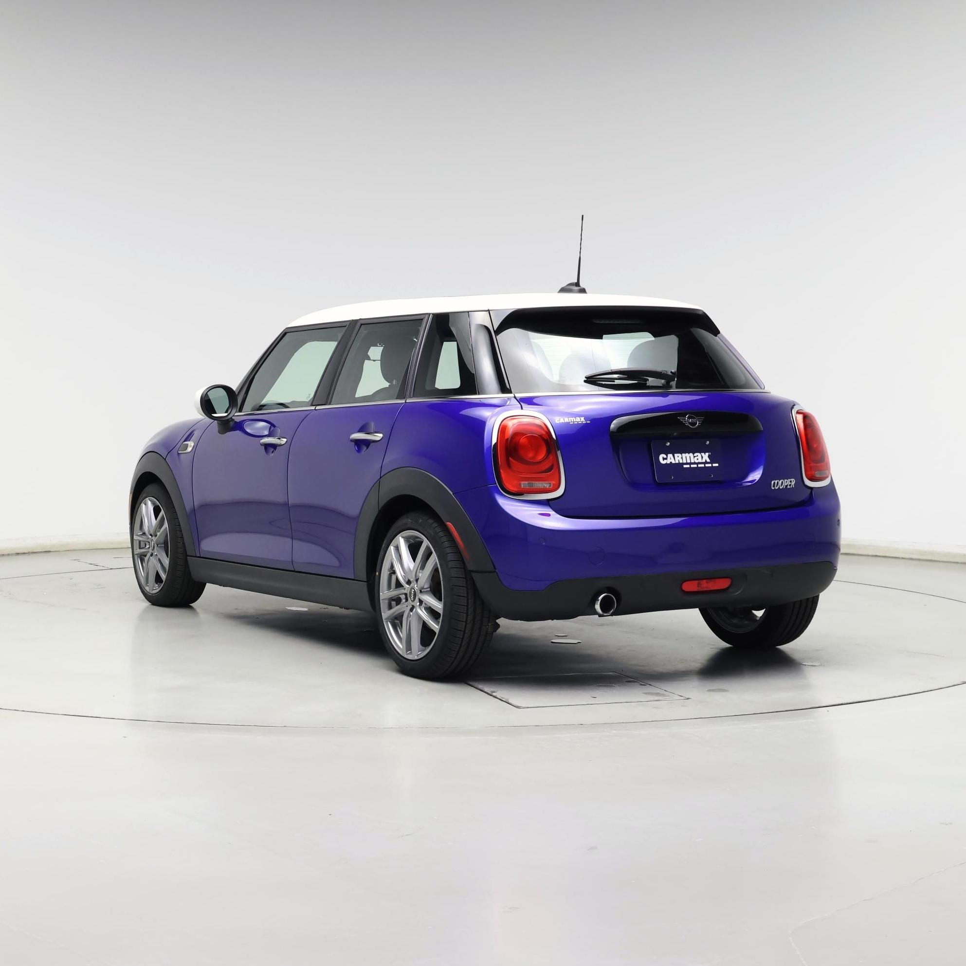 Thumbnail: 2020 MINI Cooper Hardtop - 2
