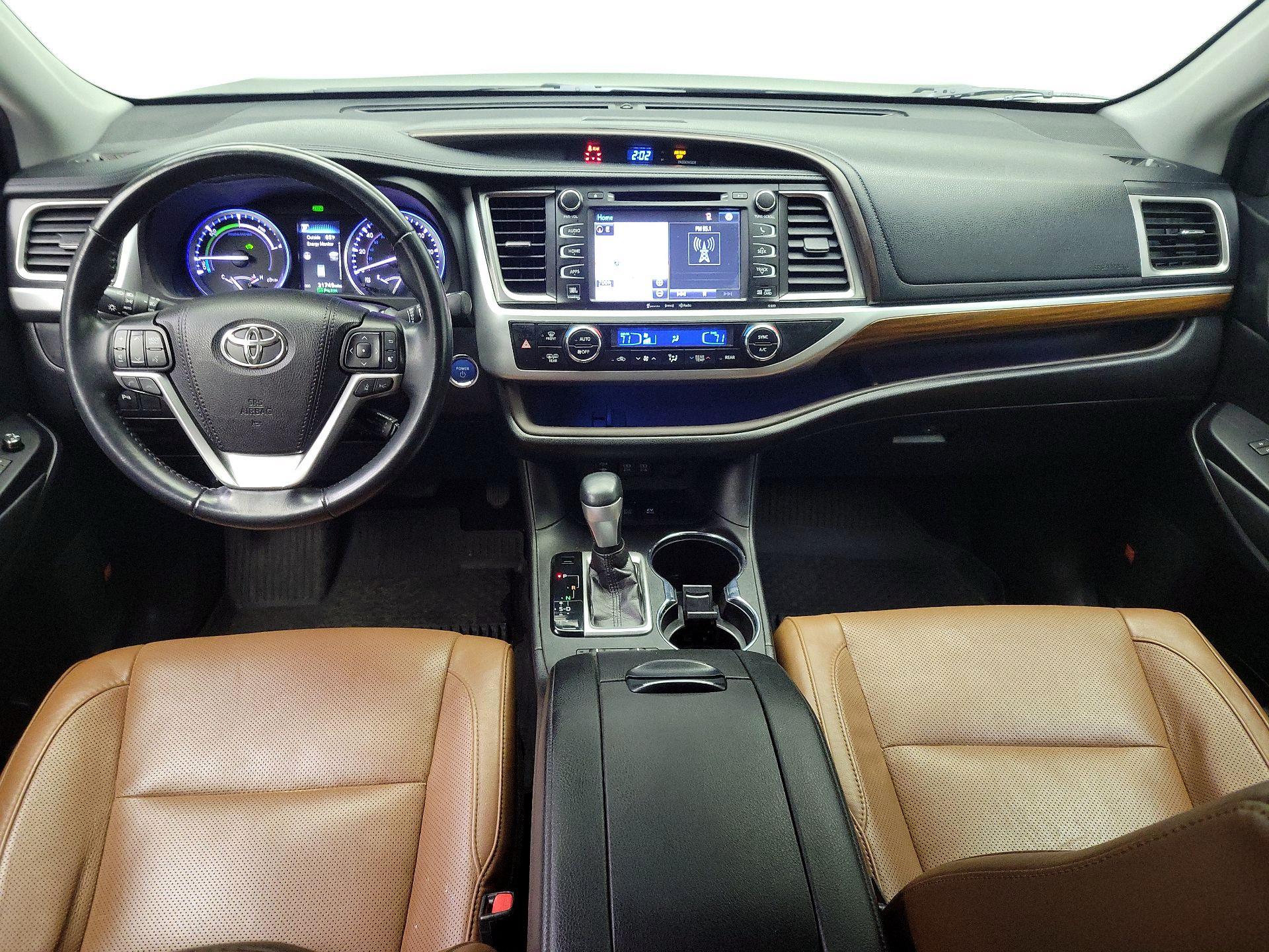 Thumbnail: 2019 Toyota Highlander - 9