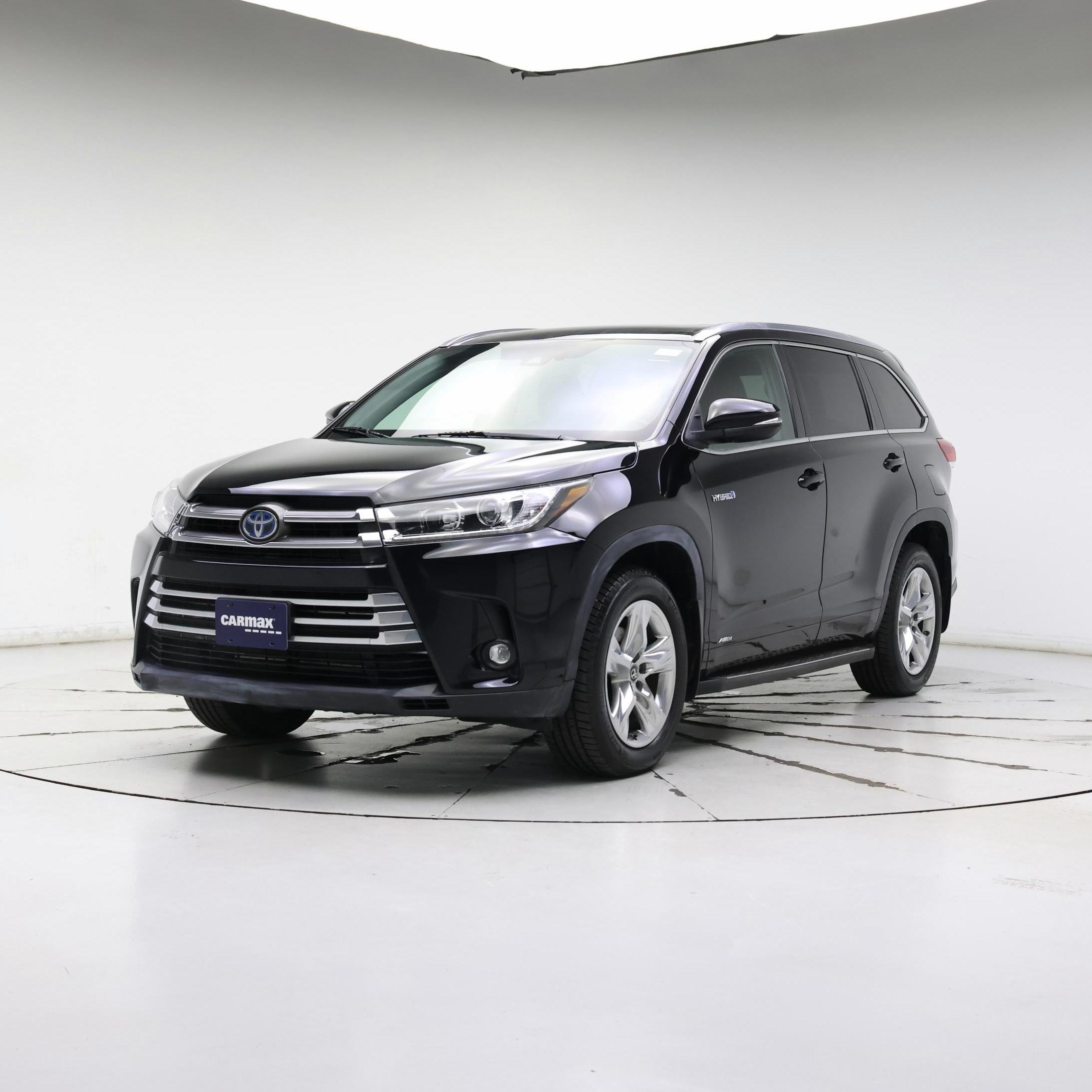 Thumbnail: 2019 Toyota Highlander - 4