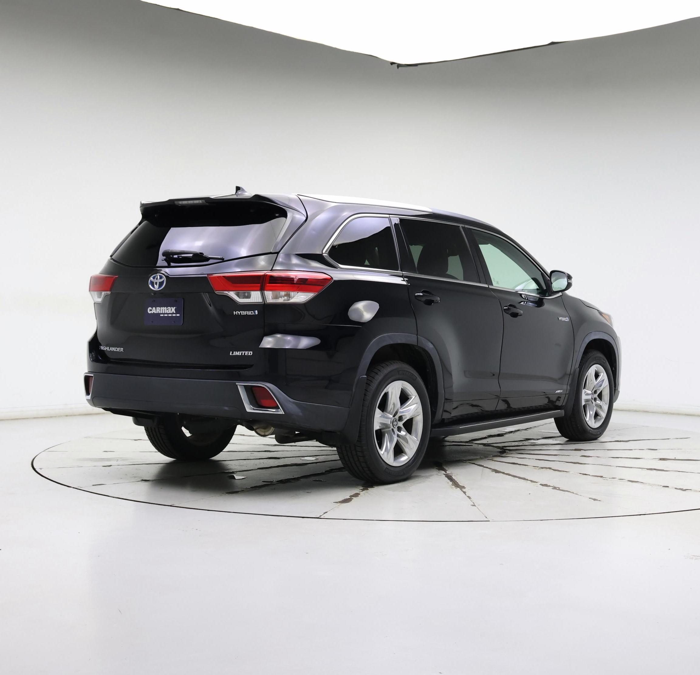 Thumbnail: 2019 Toyota Highlander - 8