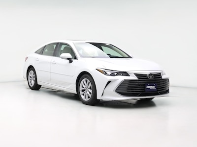 White 2022 Toyota Avalon XLE