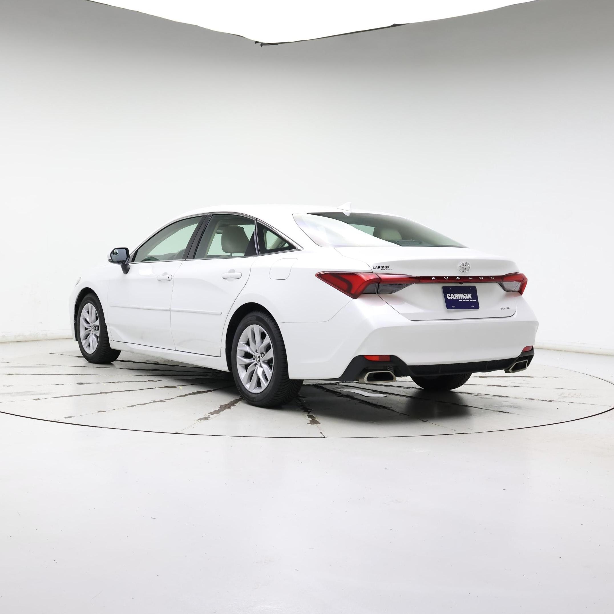 Thumbnail: 2022 Toyota Avalon - 2