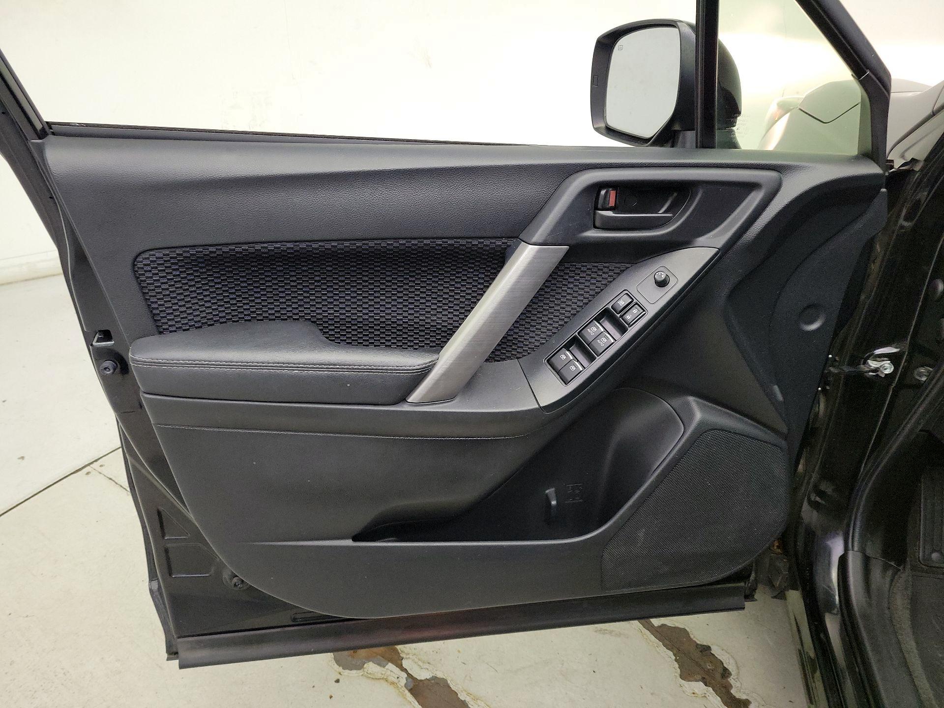 Thumbnail: 2018 Subaru Forester - 12