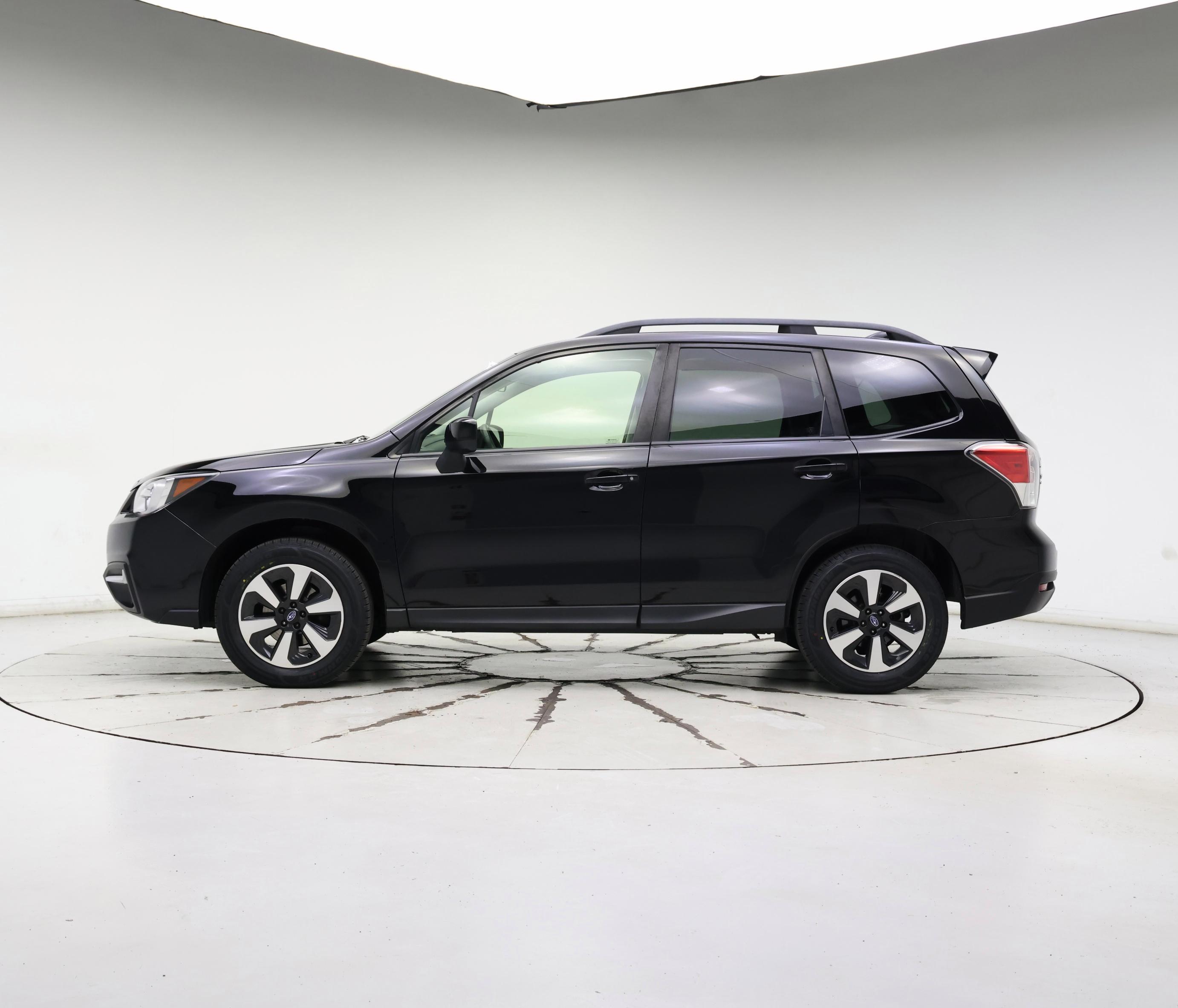 Thumbnail: 2018 Subaru Forester - 3